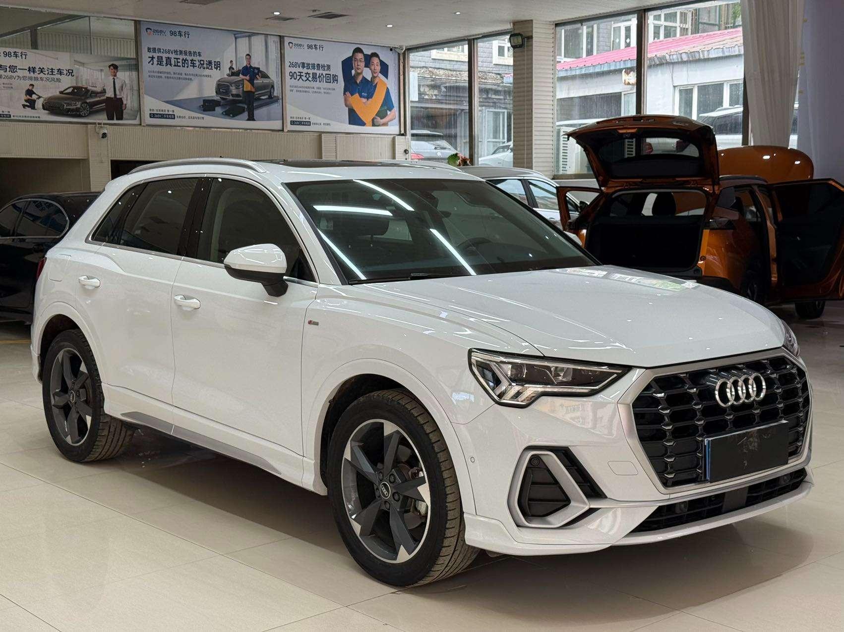Audi Q3 2022, фото 3
