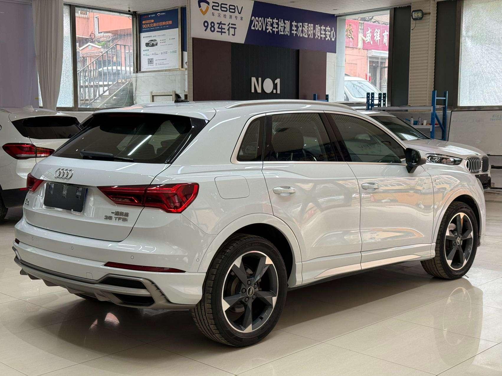 Audi Q3 2022, фото 4