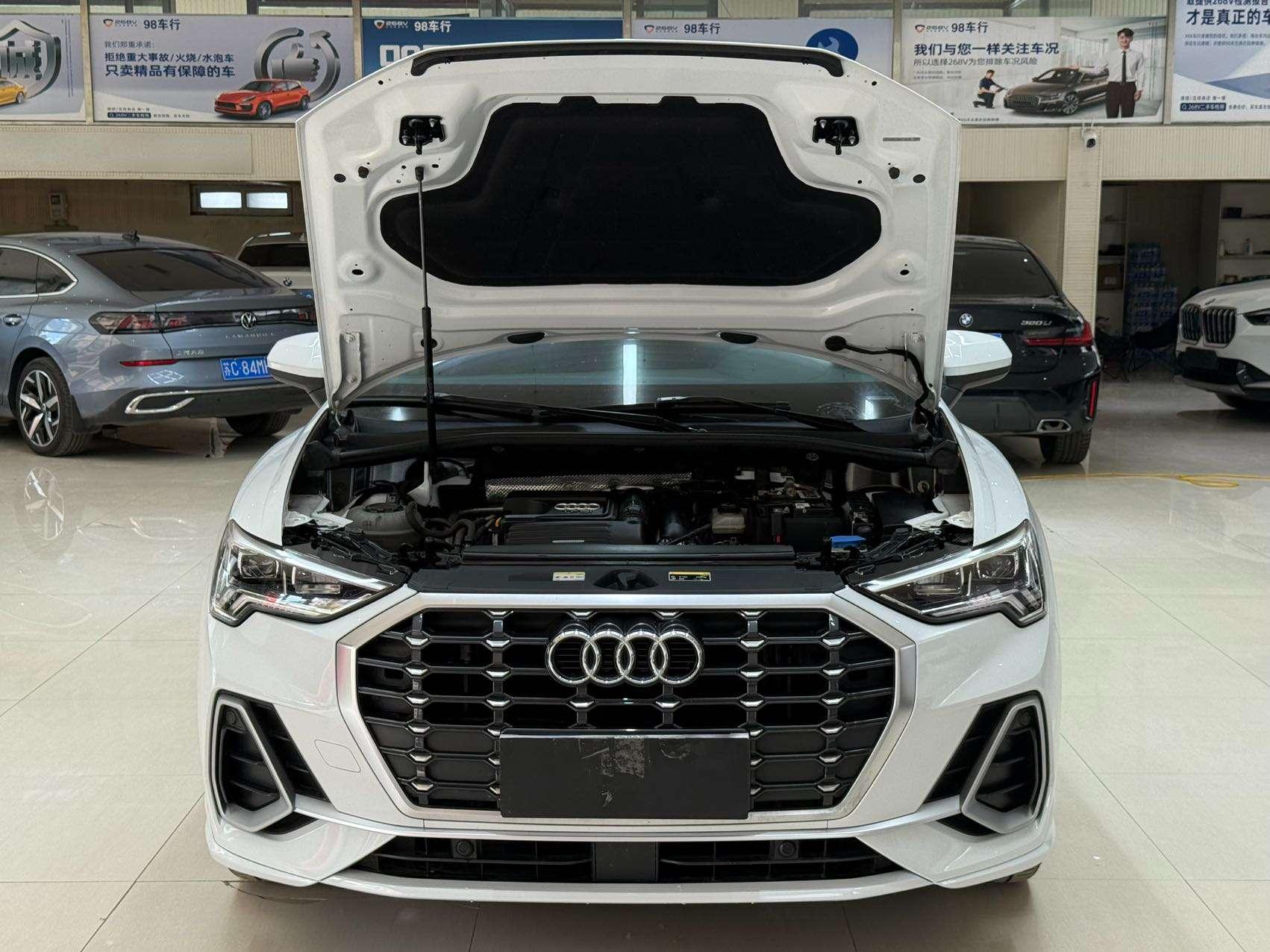 Audi Q3 2022, фото 7