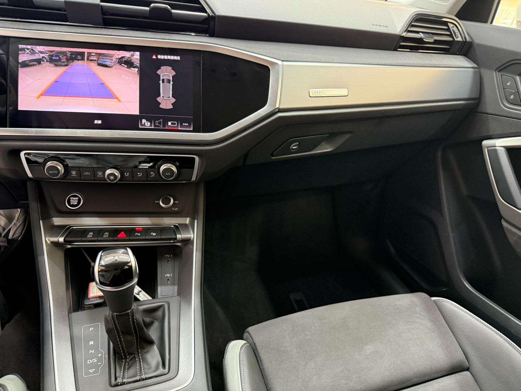 Audi Q3 2022, фото 12