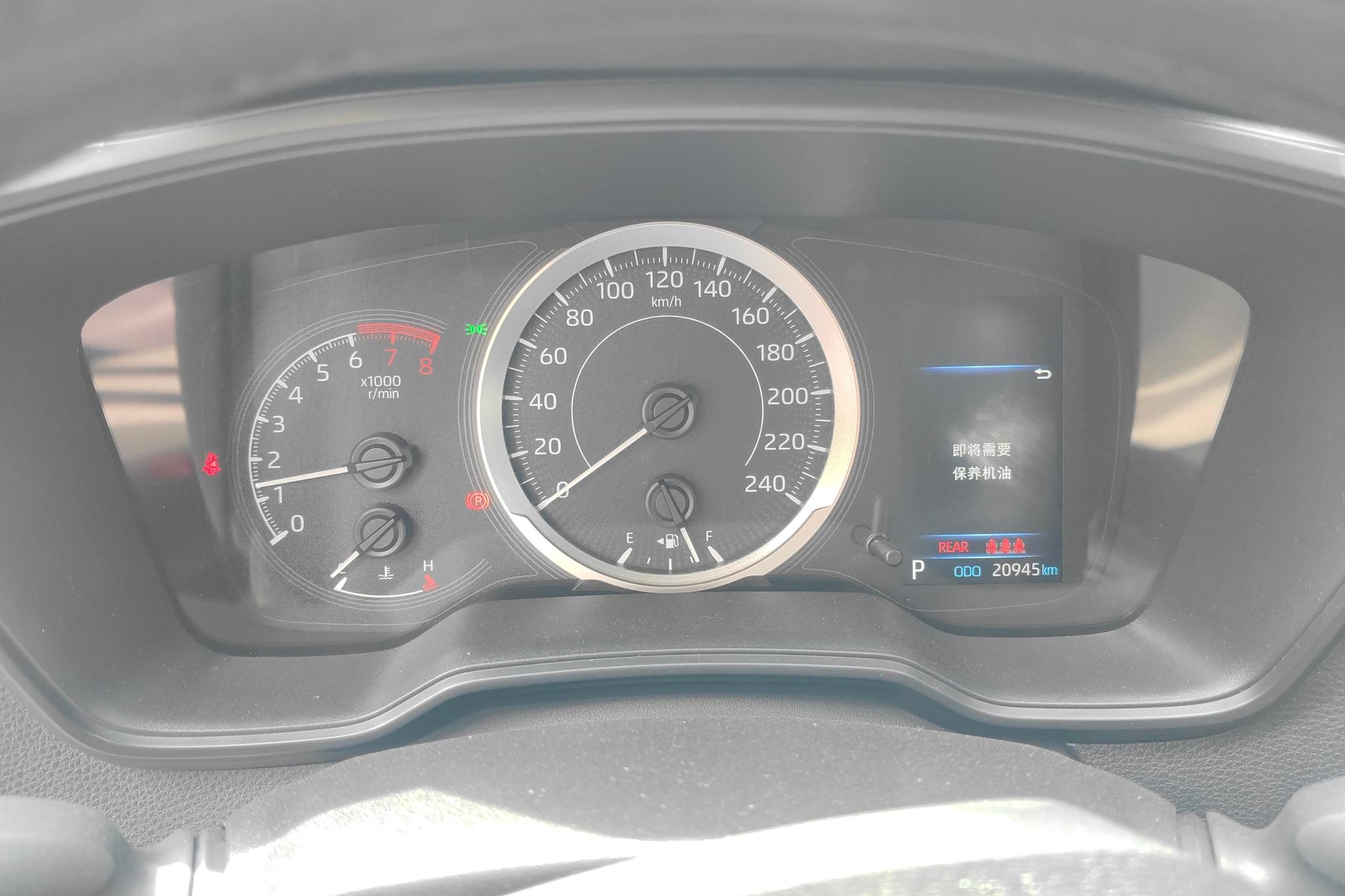 Toyota Corolla 2021, фото 17