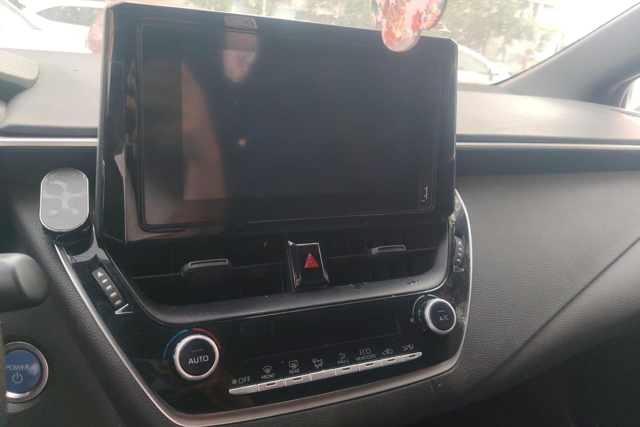 Toyota Corolla 2022, фото 15