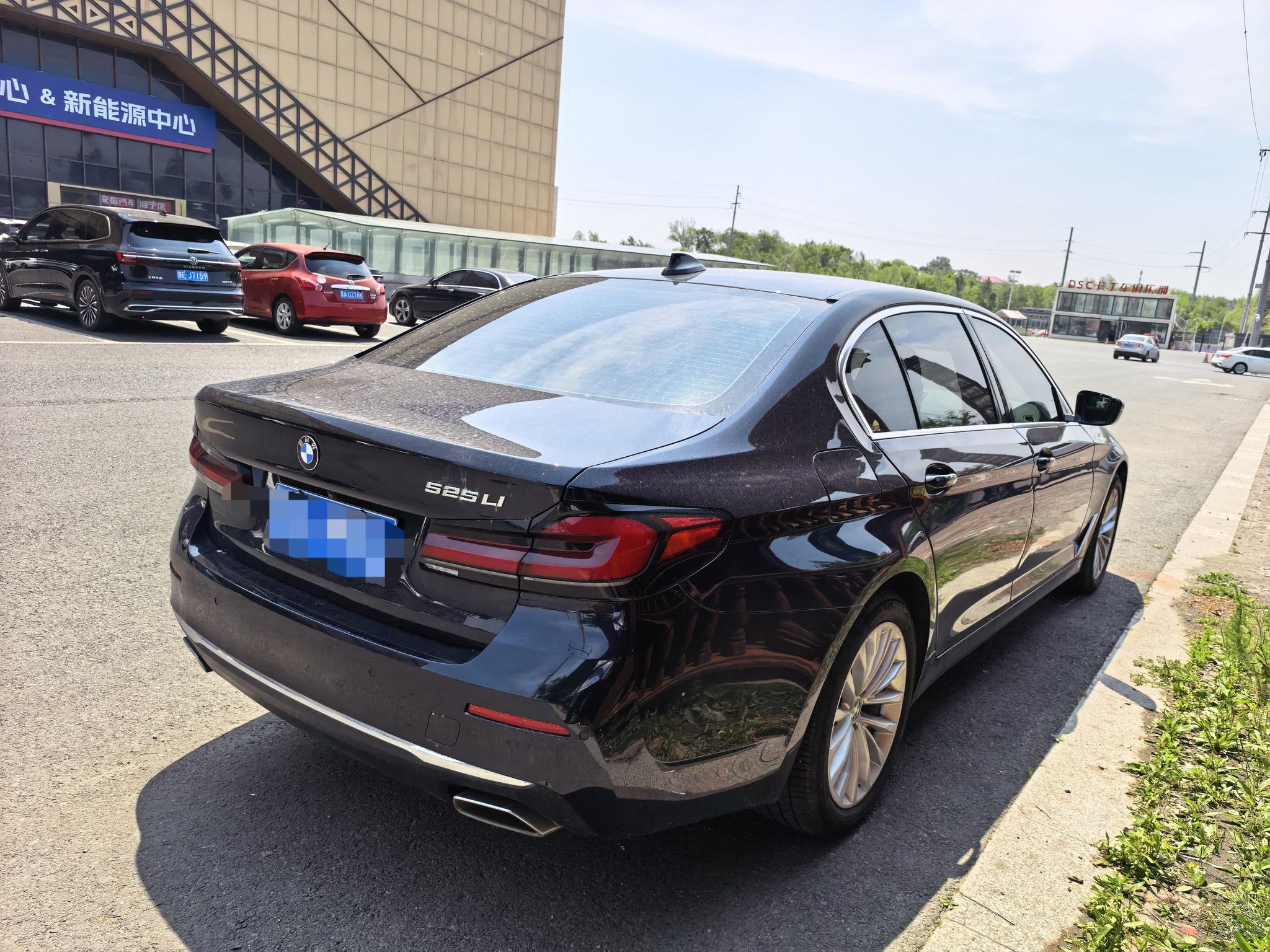 BMW 5 2021, фото 9