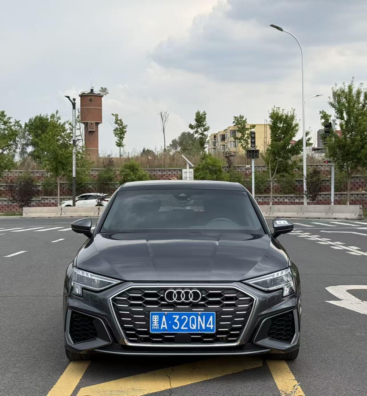 Audi A3 2023, фото 2
