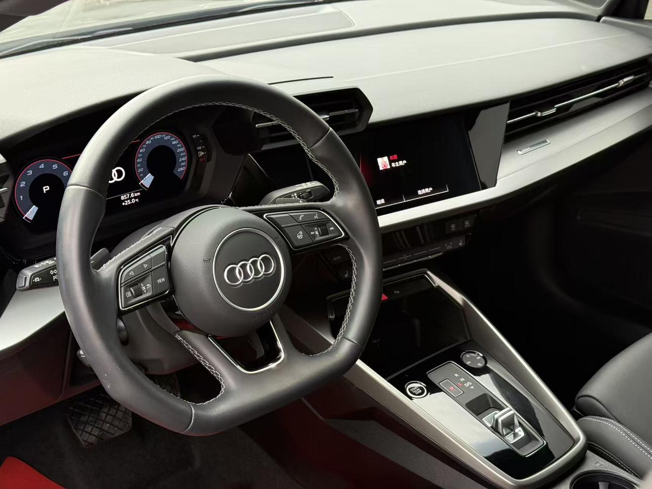 Audi A3 2023, фото 5