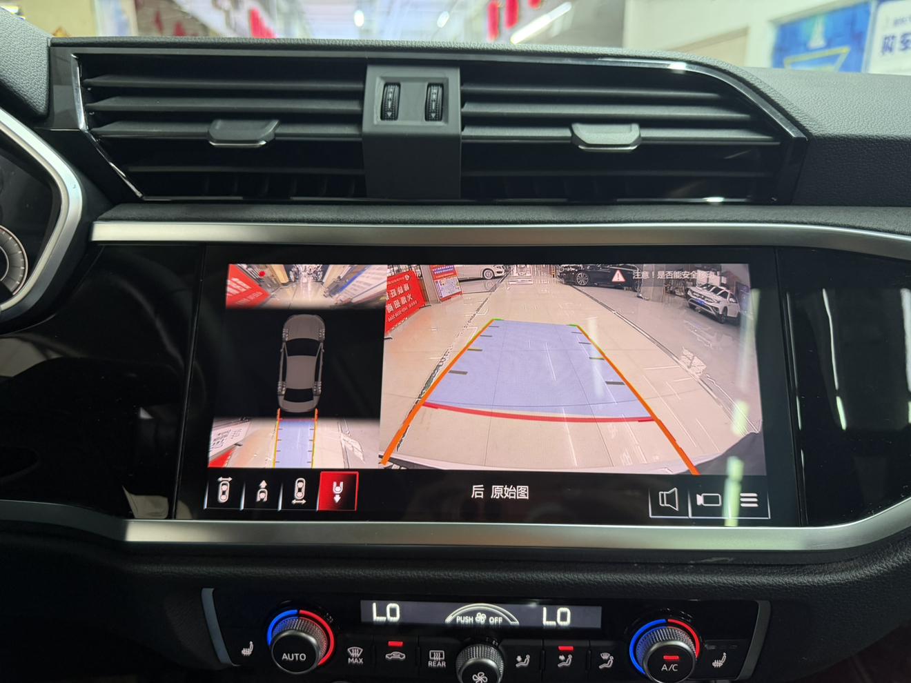 Audi Q3 2023, фото 16