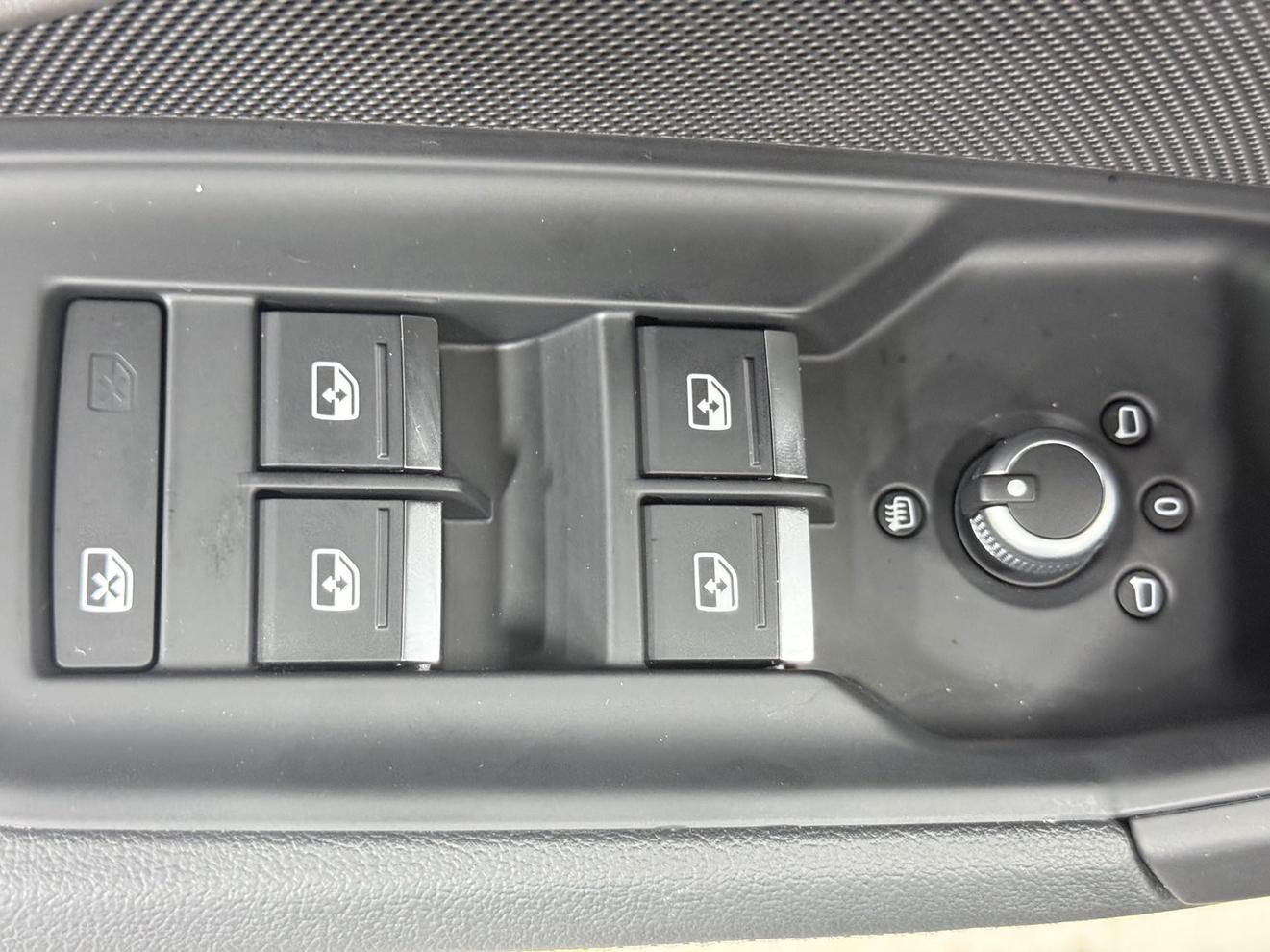 Audi A3 2022, фото 16