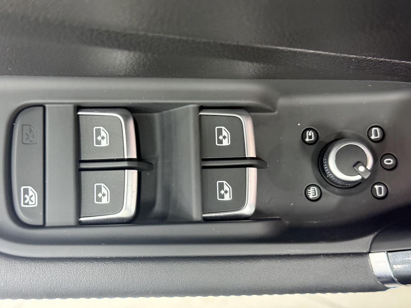 Audi Q2L 2022, фото 14