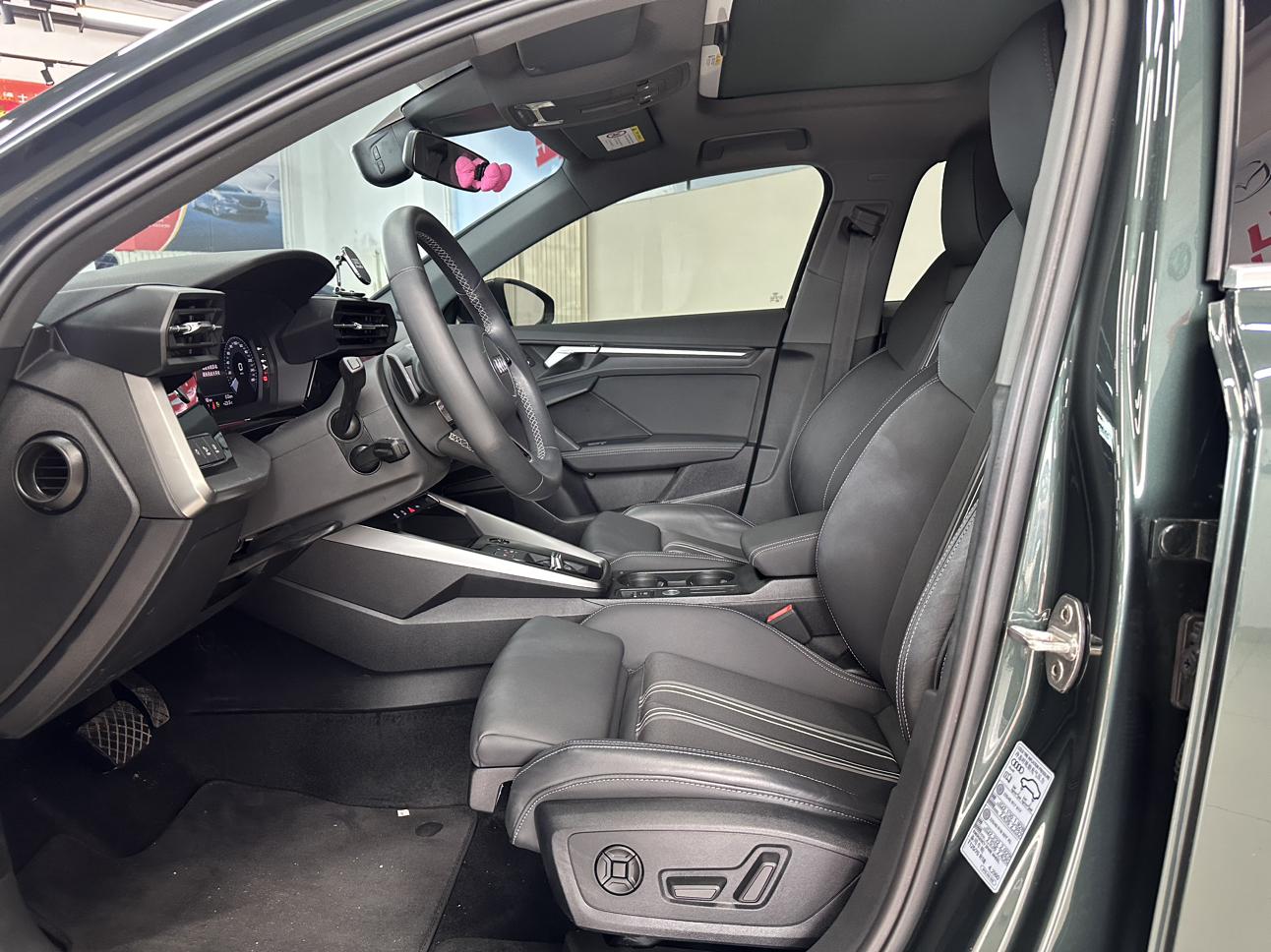 Audi A3 2023, фото 15