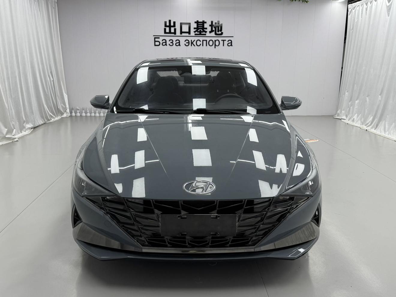 Hyundai Elantra 2022, фото 2