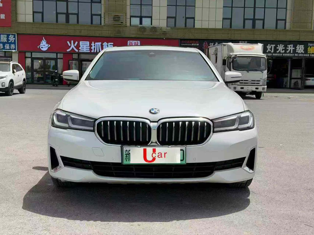 BMW 5 2021, фото 2