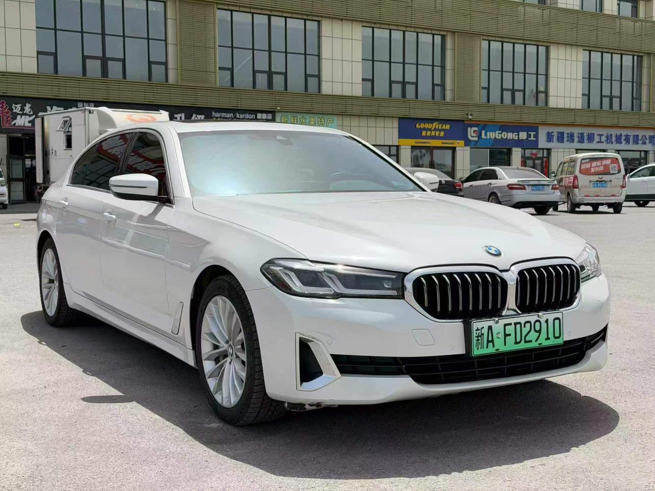 BMW 5 2021, фото 3