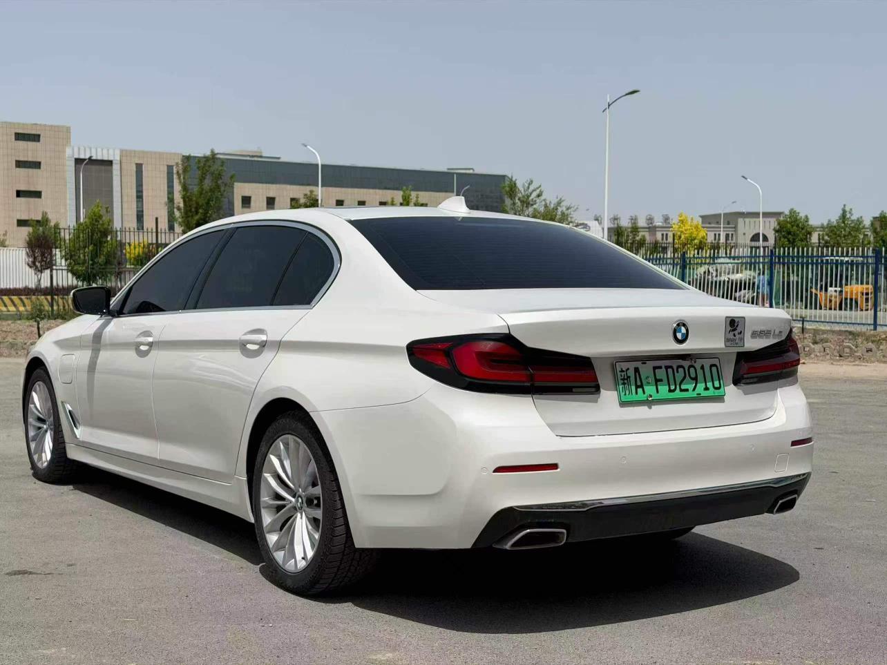 BMW 5 2021, фото 7