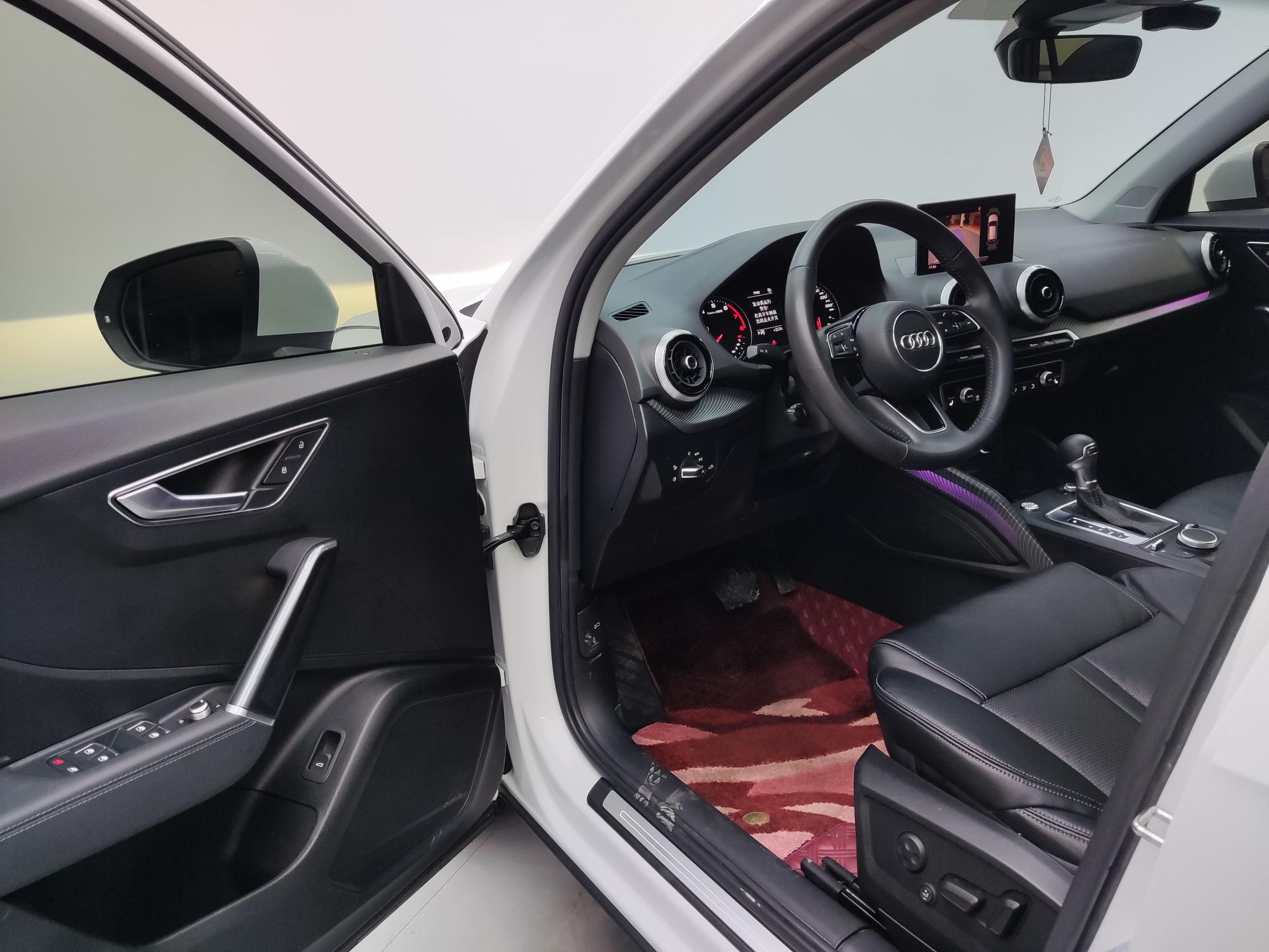 Audi Q2L 2022, фото 8