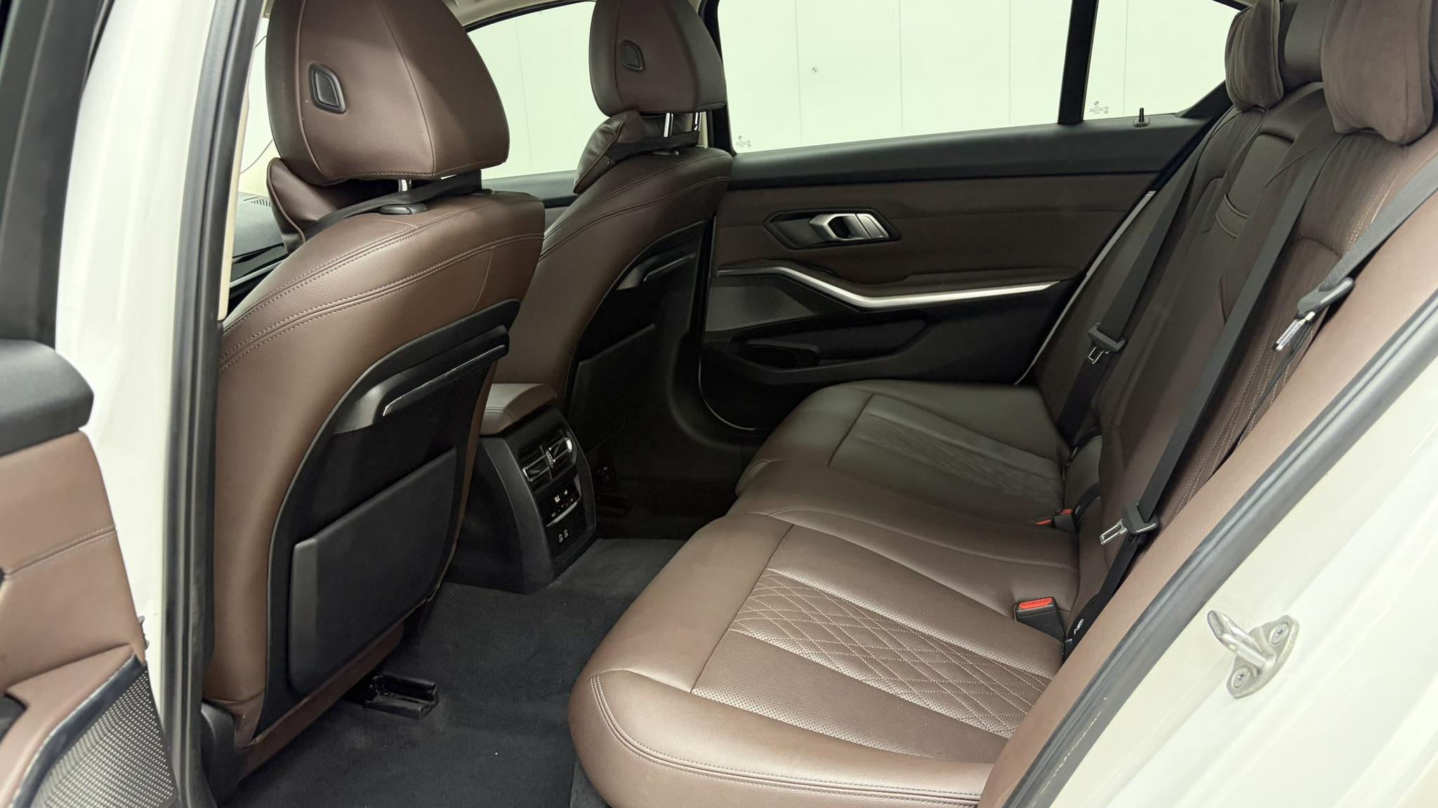 BMW 3 2022, фото 14