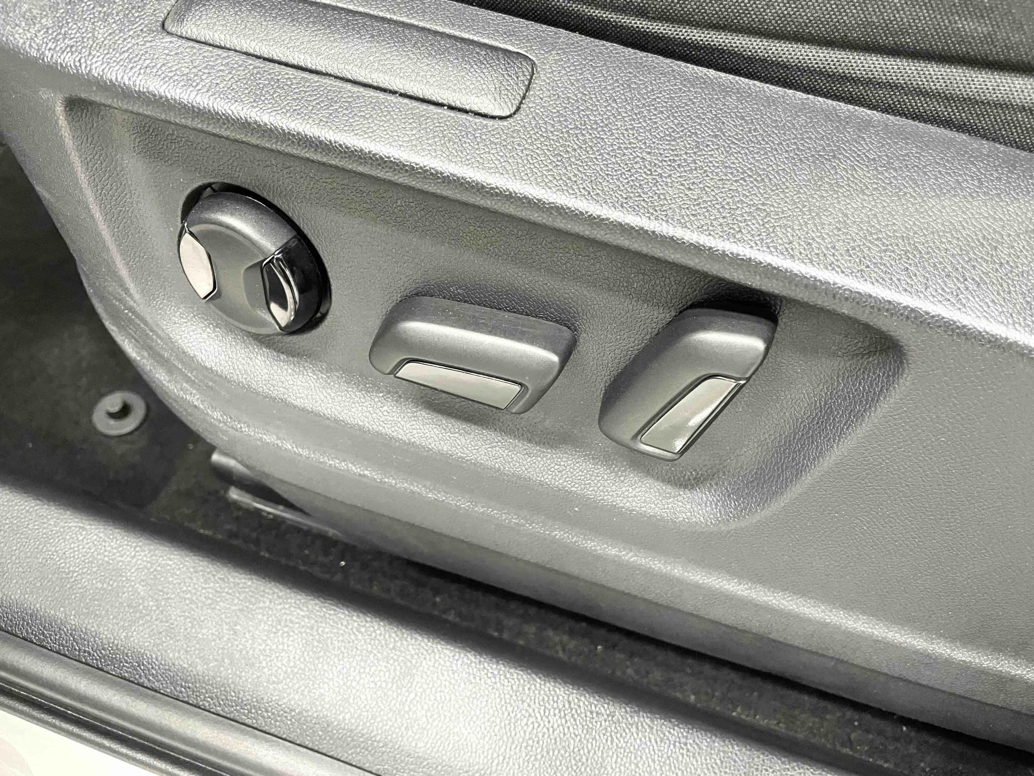 Skoda Karoq 2021, фото 15
