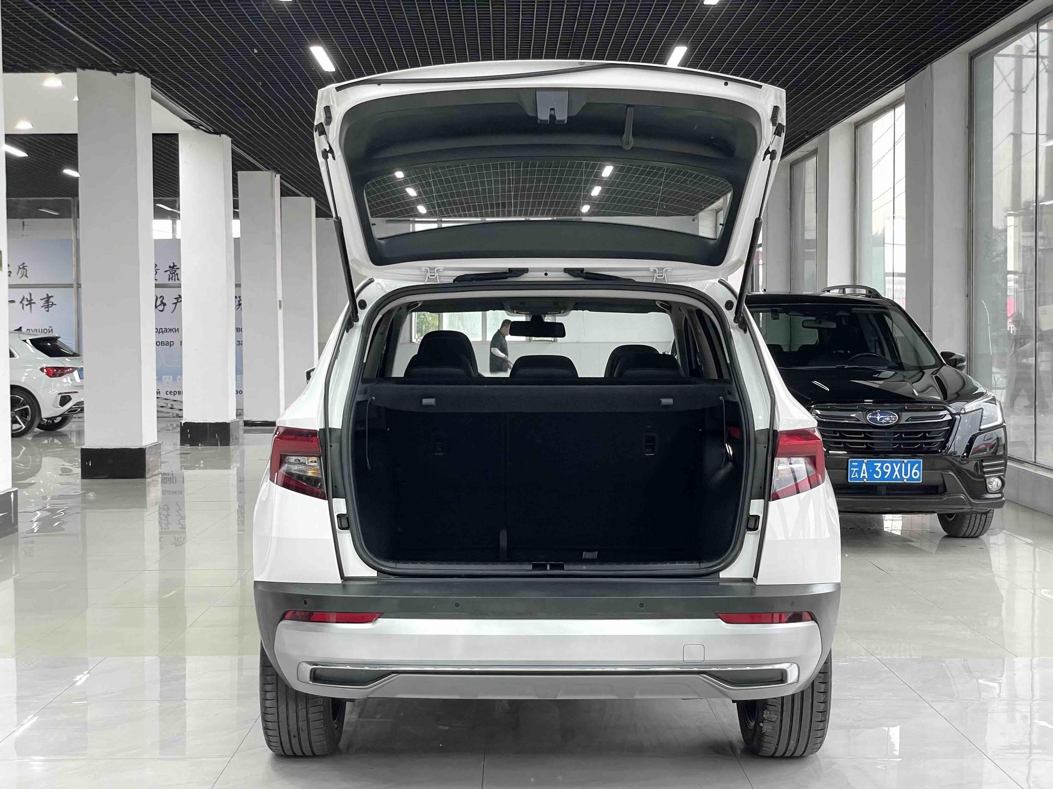 Skoda Karoq 2021, фото 17