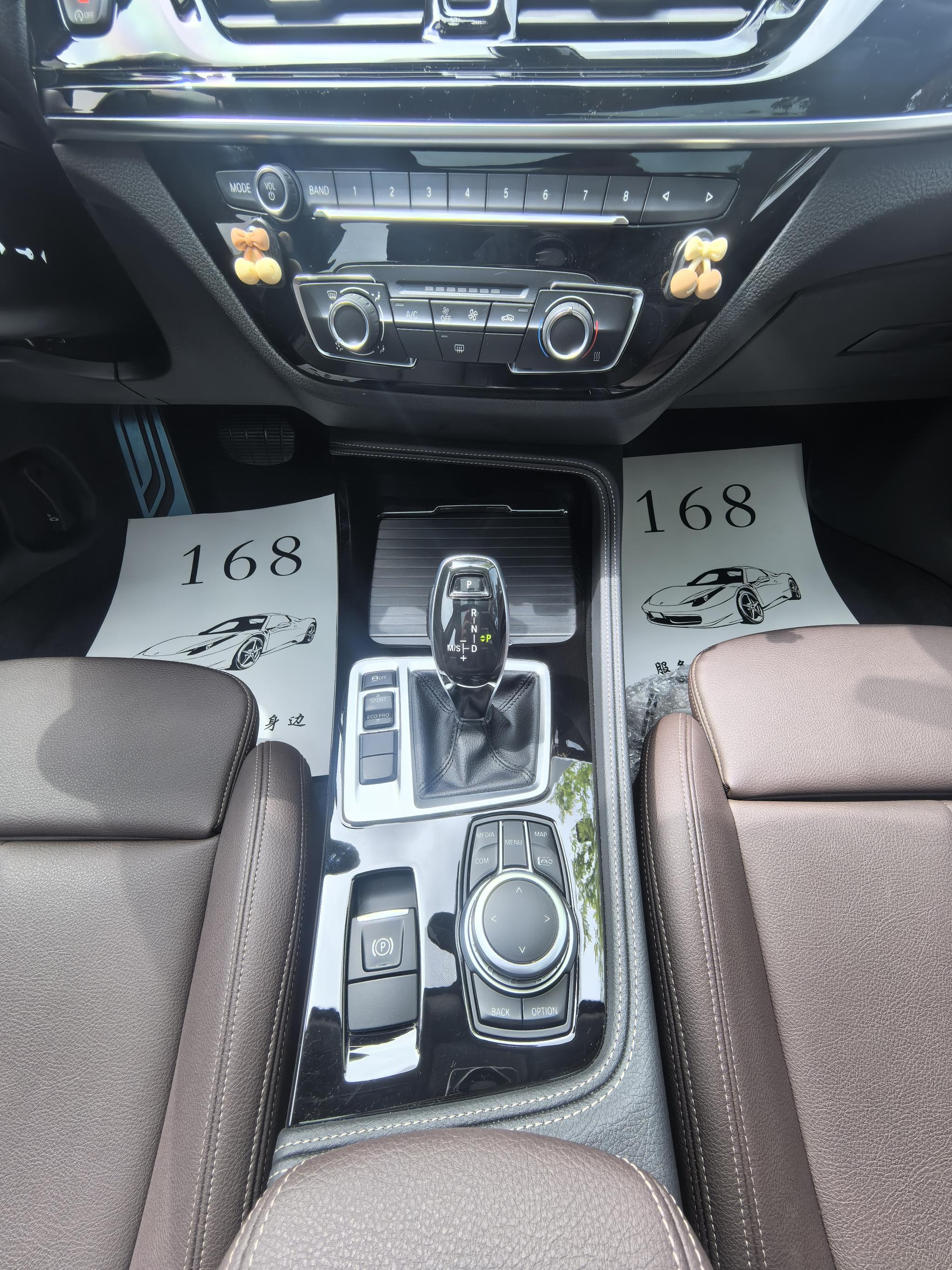 BMW 1 2021, фото 15