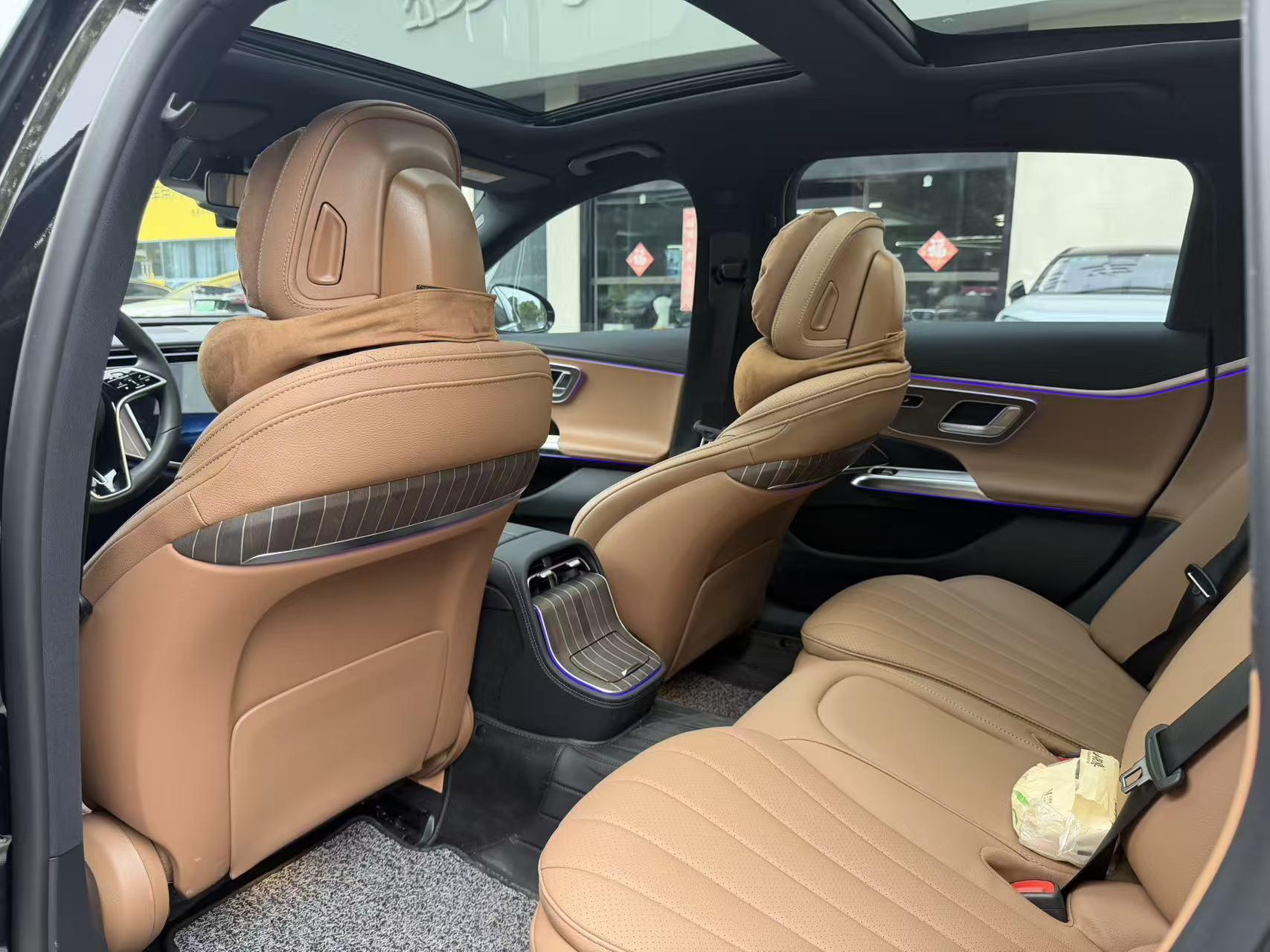 Mercedes-Benz E-Class 2025, фото 5