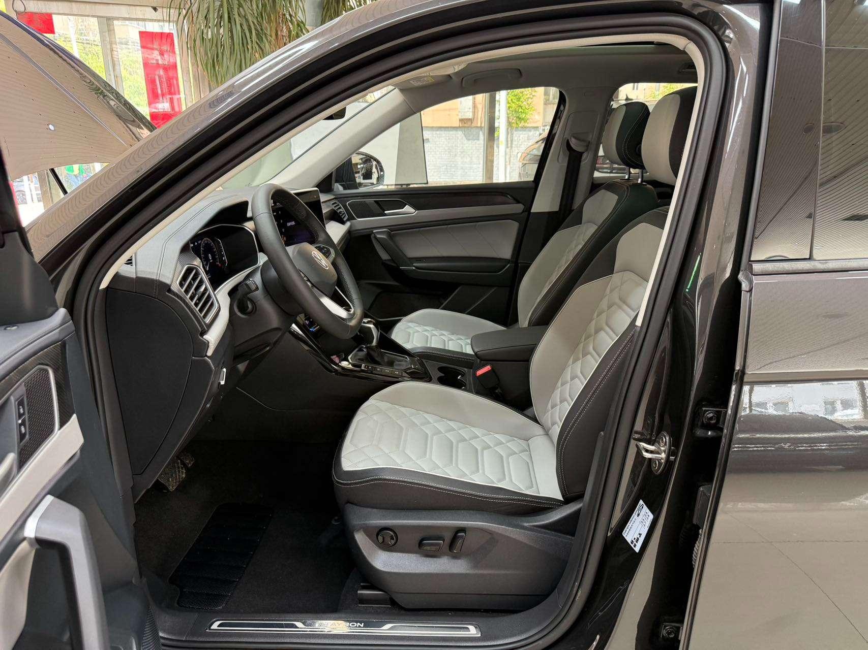 Volkswagen Tayron 2023, фото 16