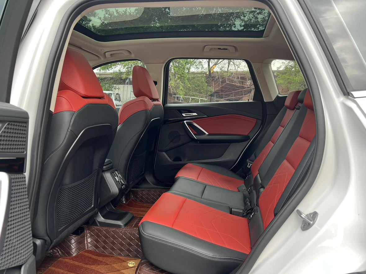 BMW X1 2023, фото 8