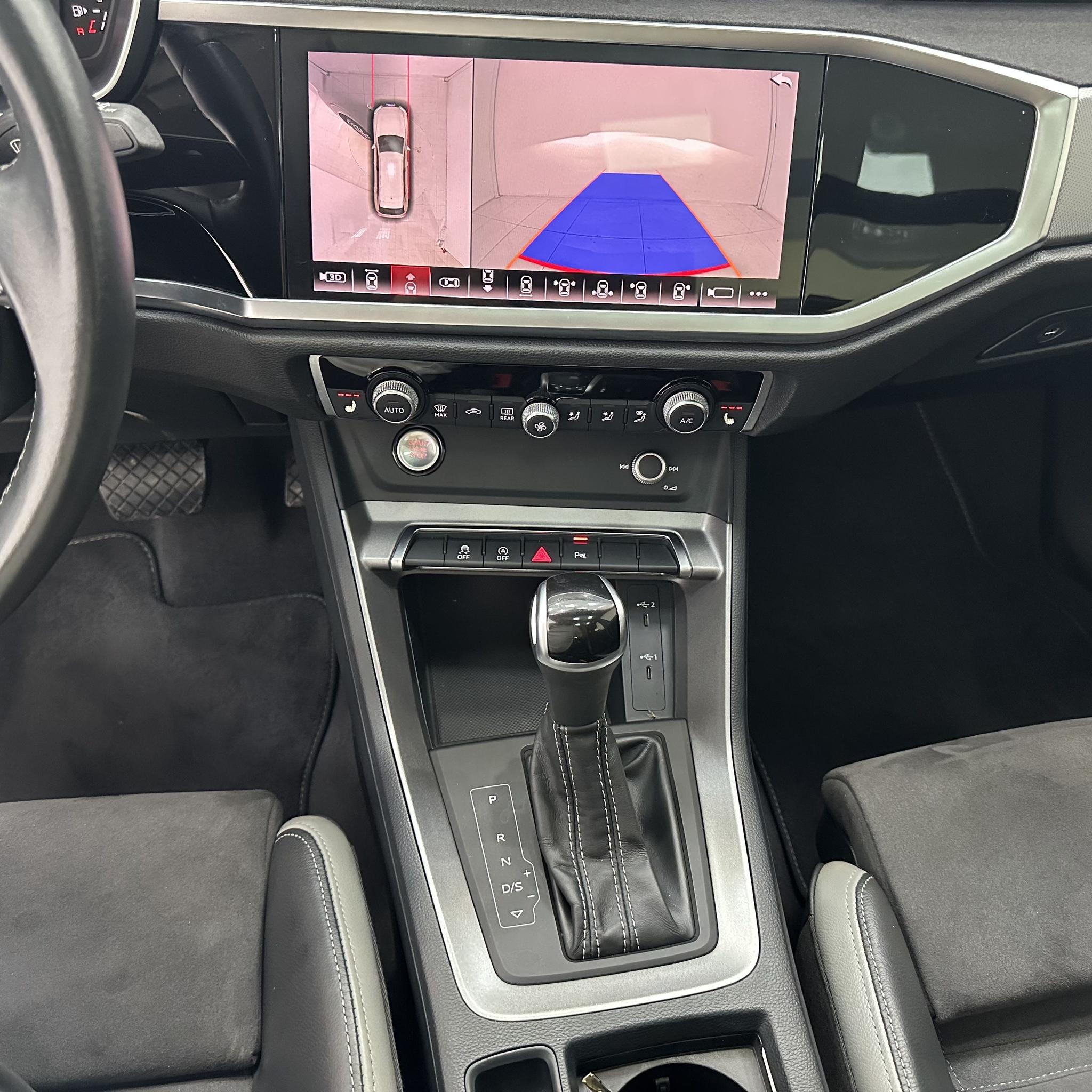 Audi Q3 2022, фото 14