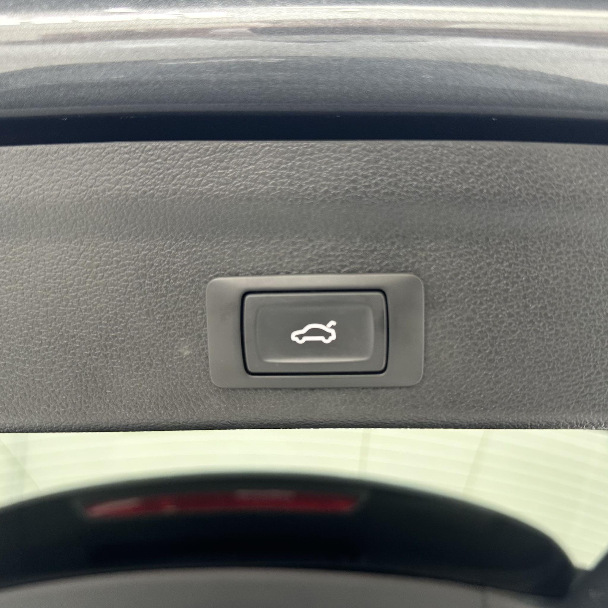 Audi Q3 2022, фото 15