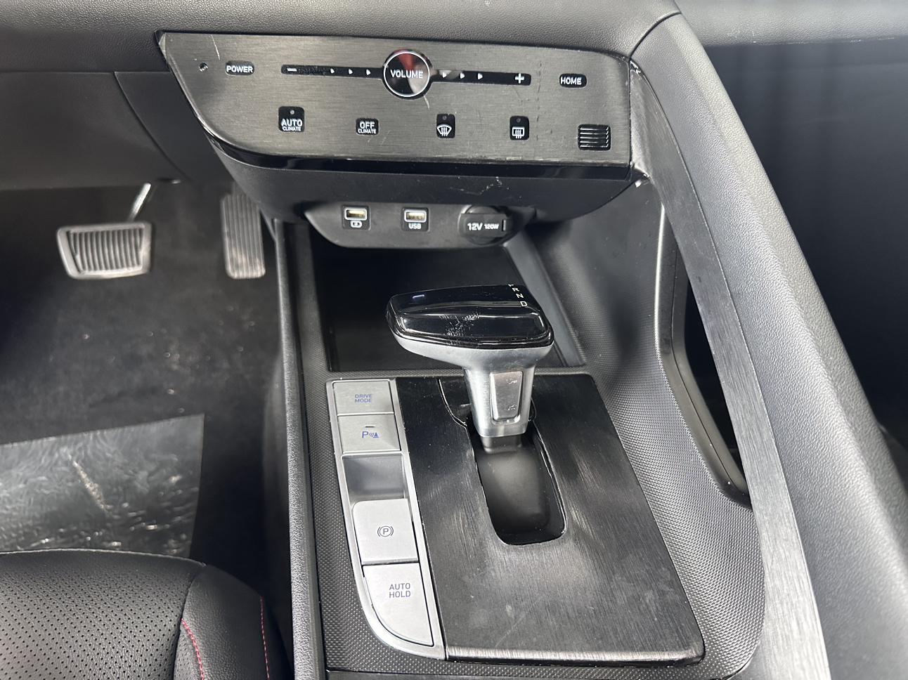 Hyundai Elantra 2022, фото 11