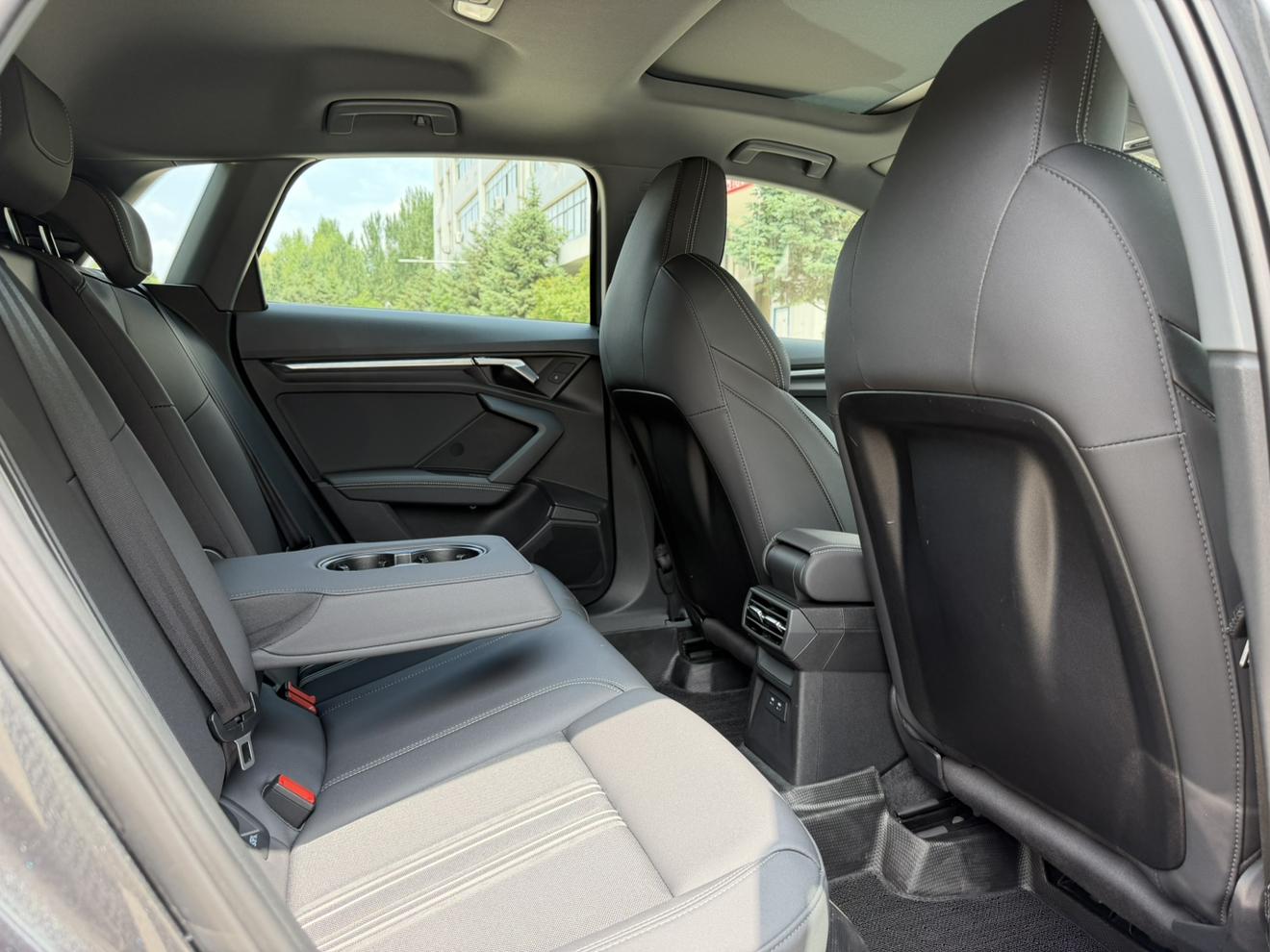 Audi A3 2022, фото 14