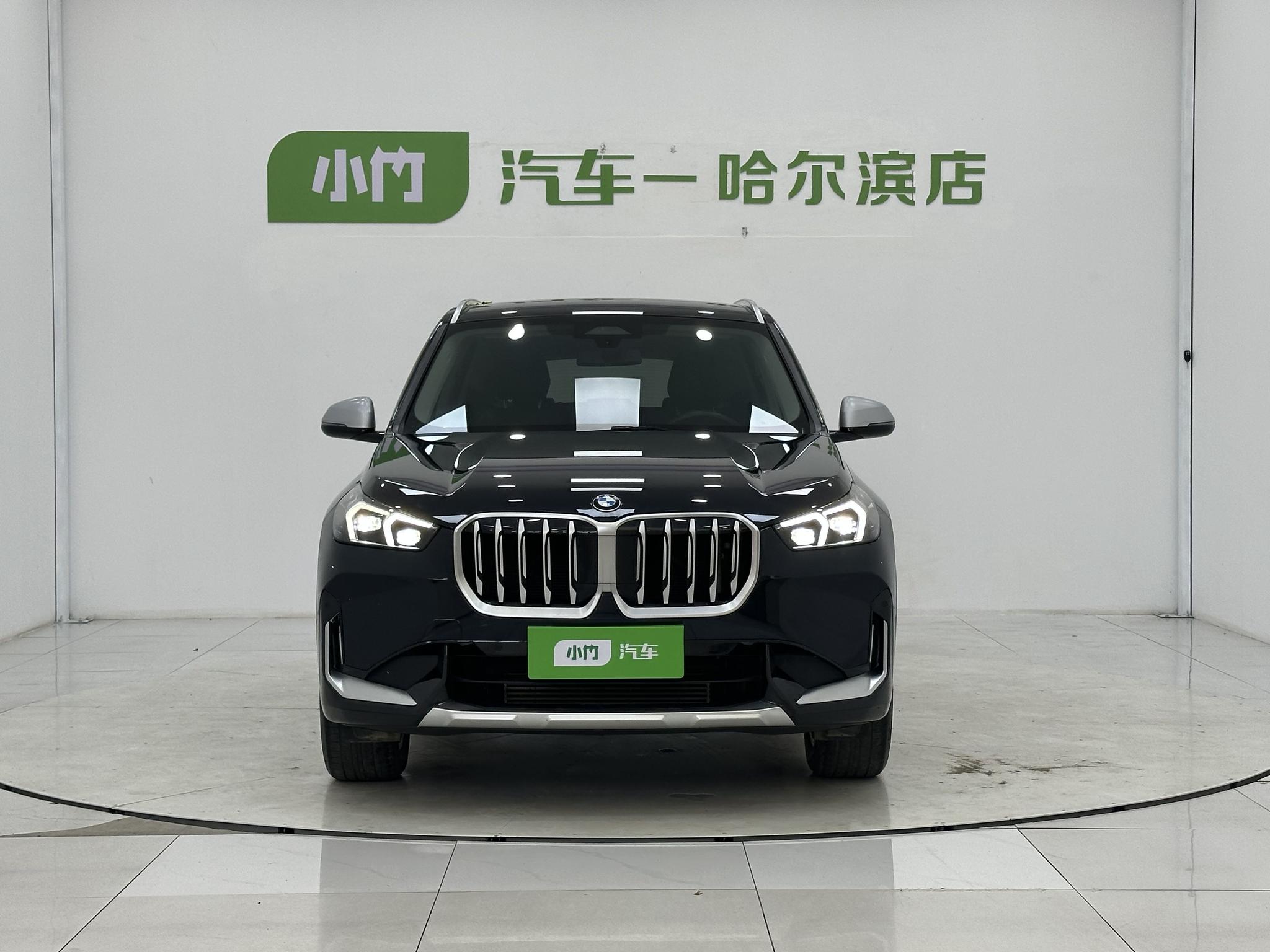 BMW X1 2023, фото 2