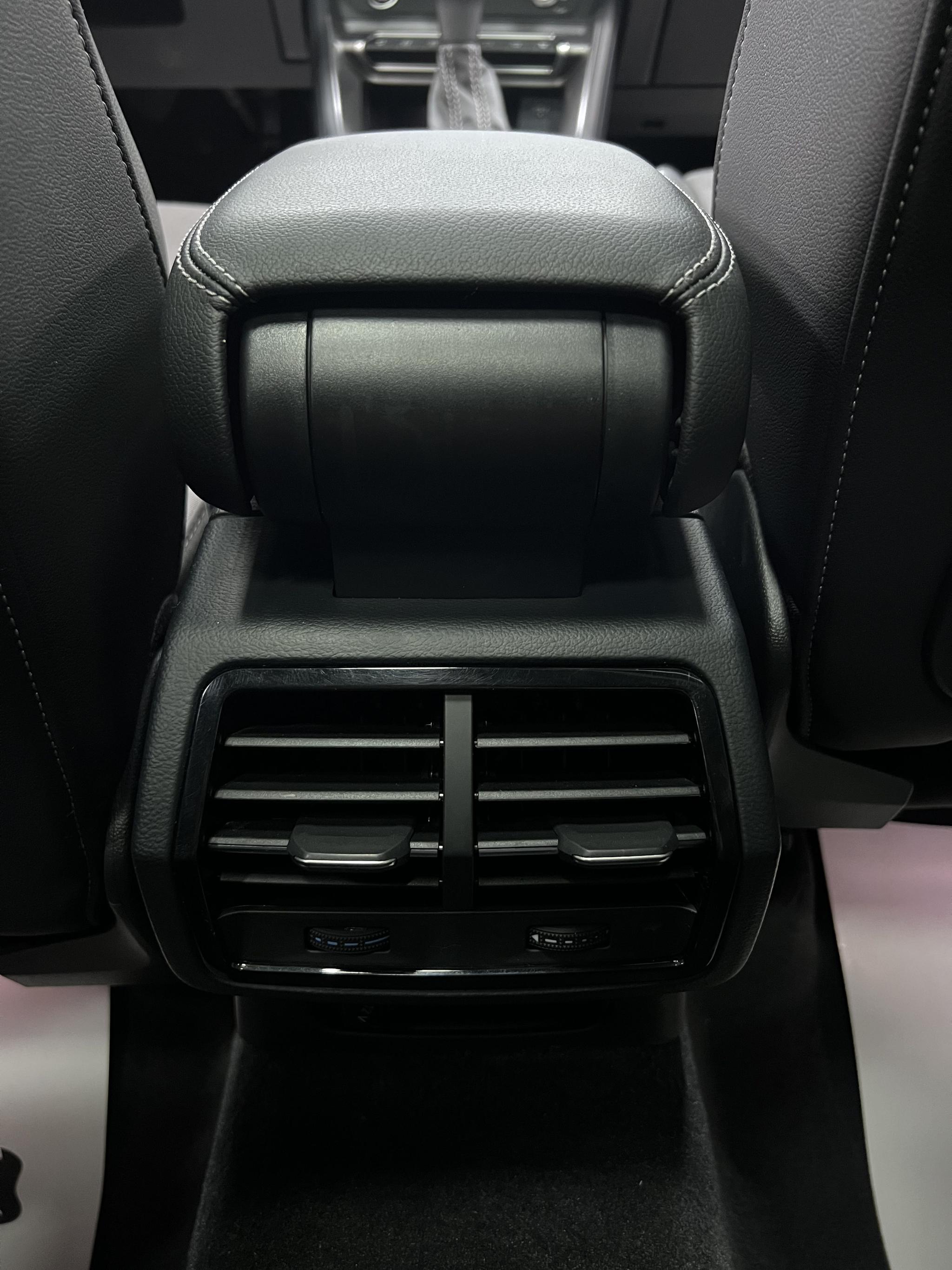 Audi Q3 2023, фото 10