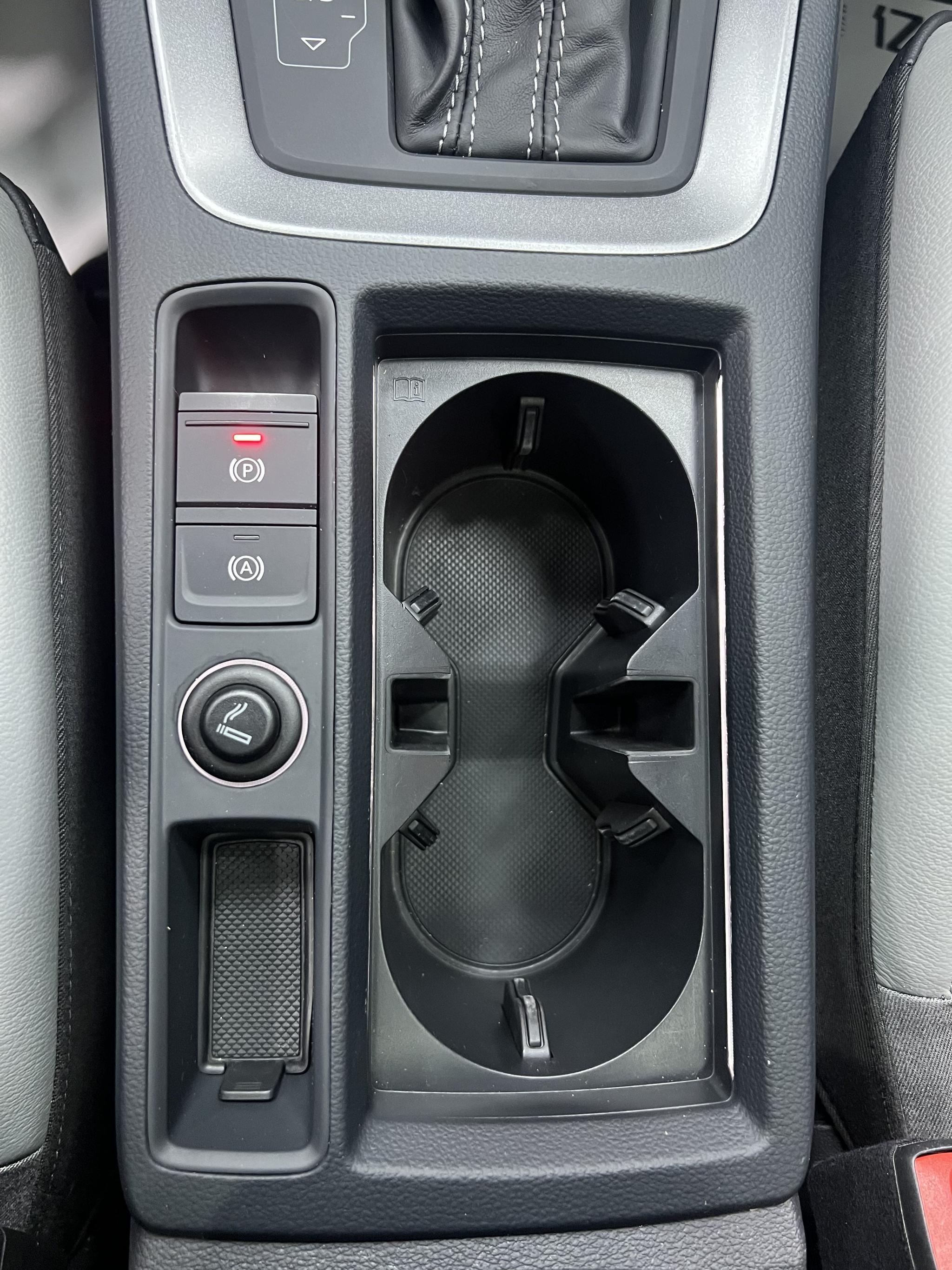 Audi Q3 2023, фото 13