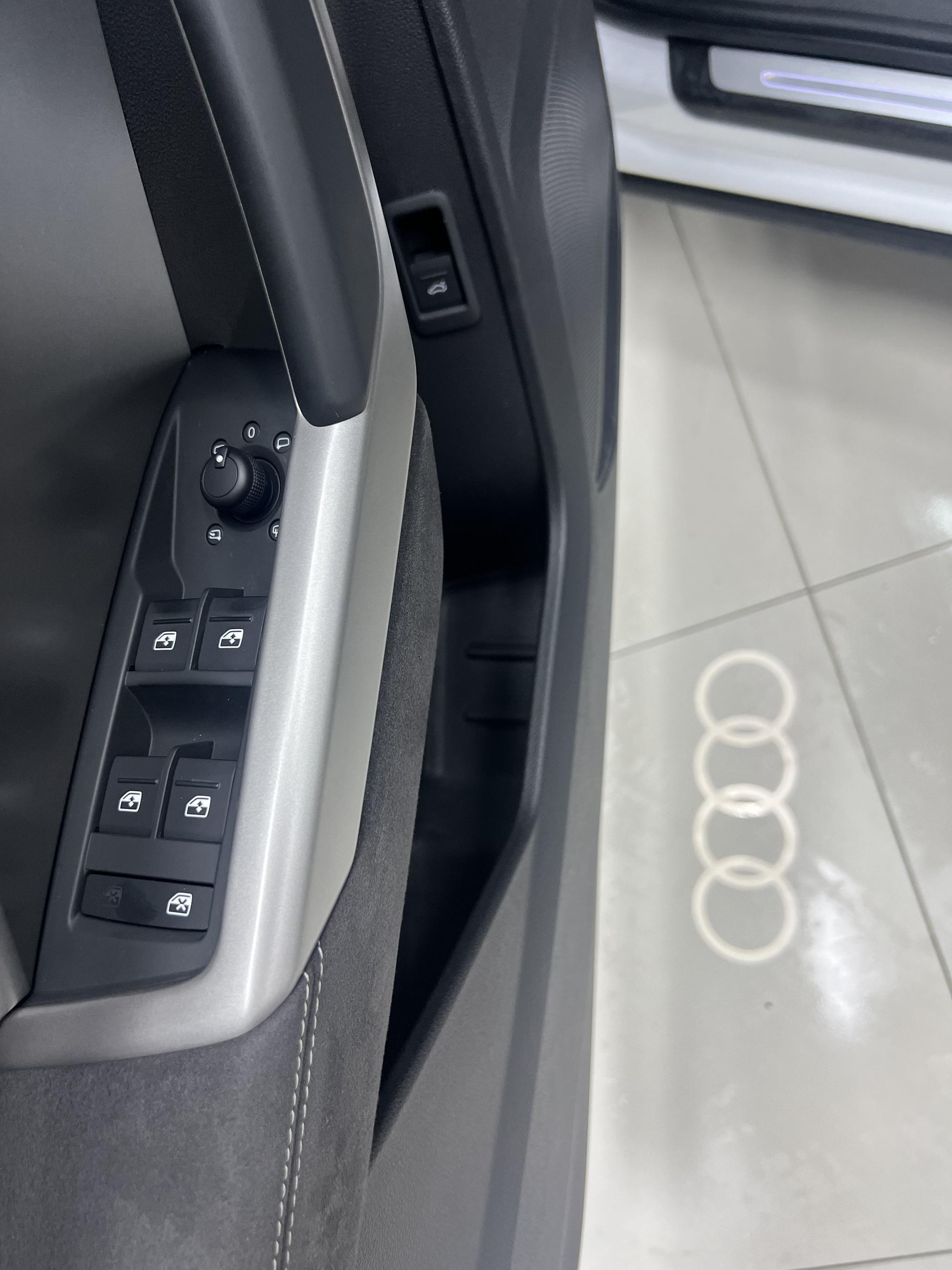 Audi Q3 2022, фото 12