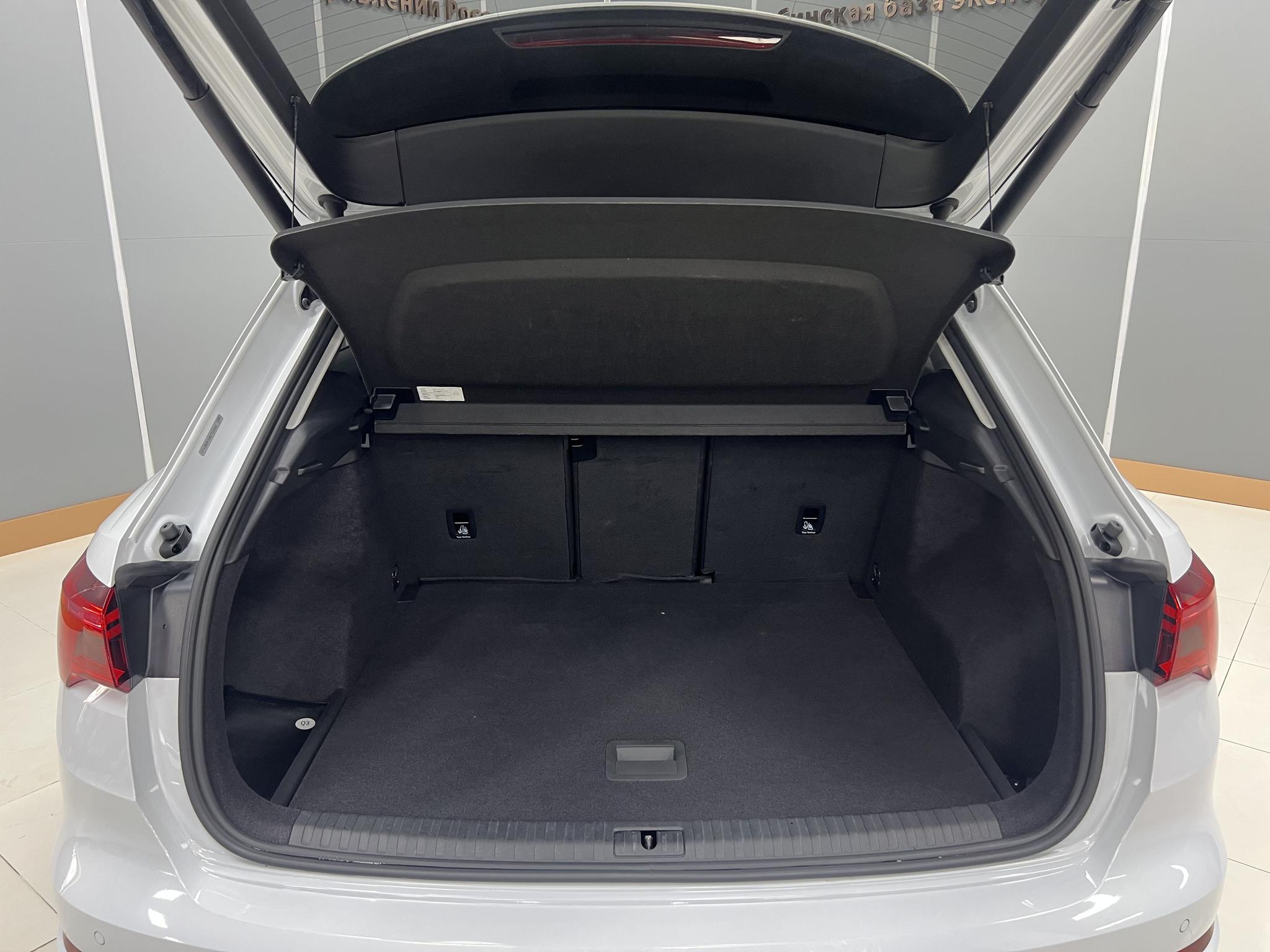 Audi Q3 2022, фото 13