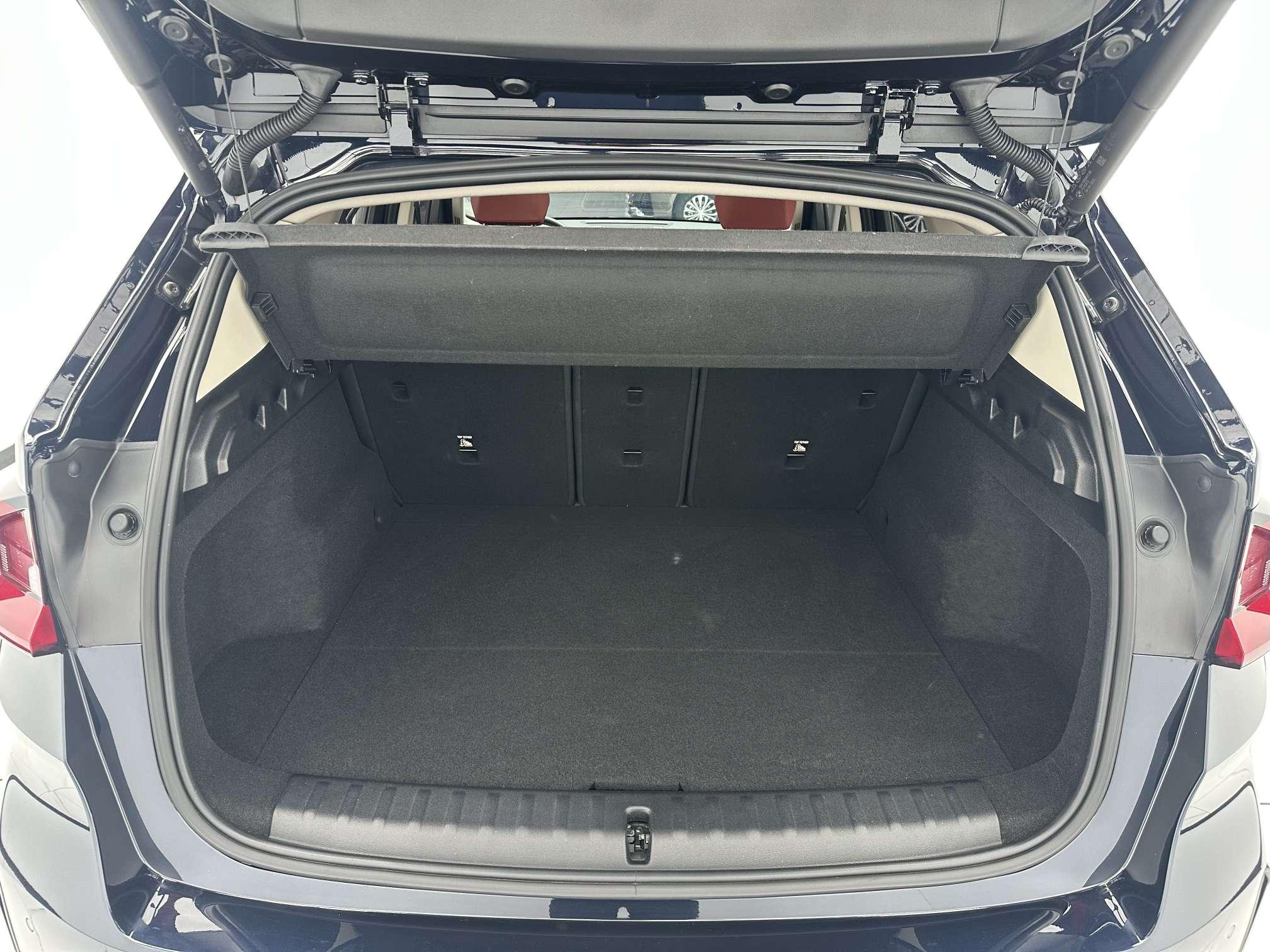 BMW X1 2023, фото 16