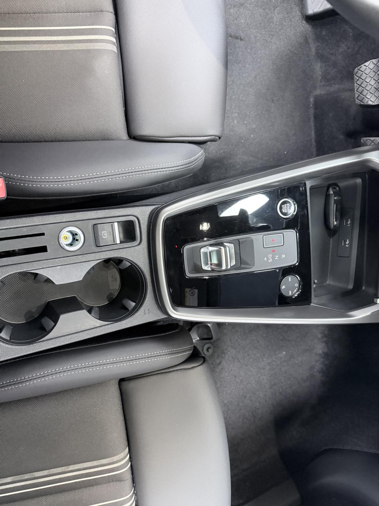 Audi A3 2022, фото 14