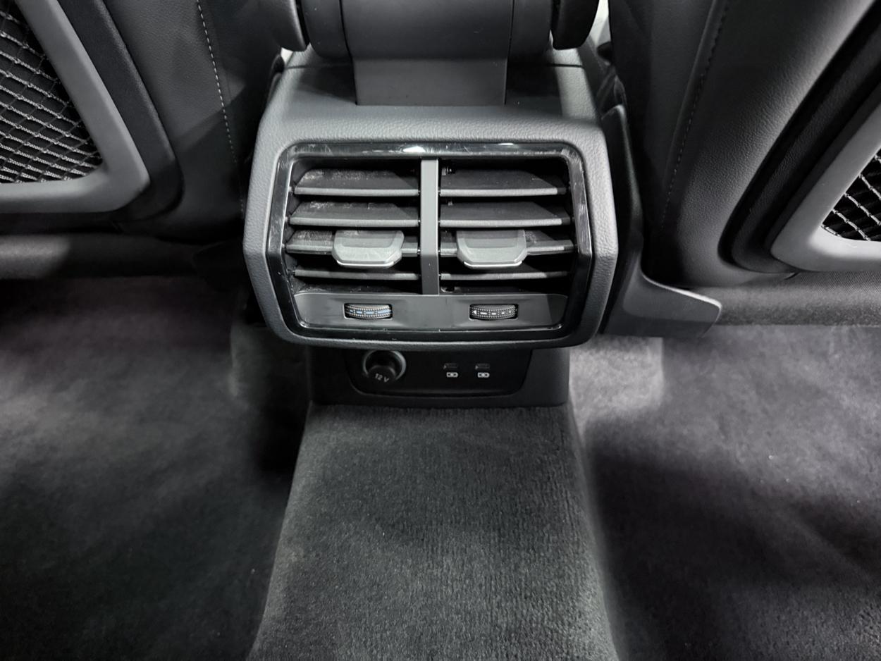Audi Q3 2022, фото 16