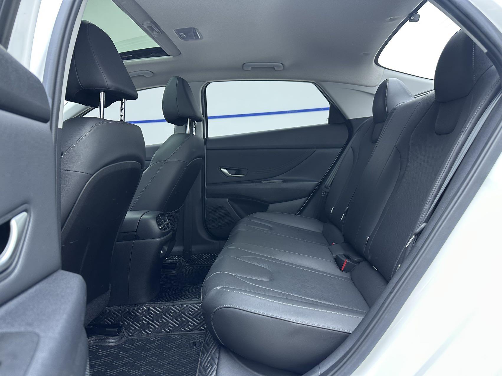 Hyundai Elantra 2021, фото 9