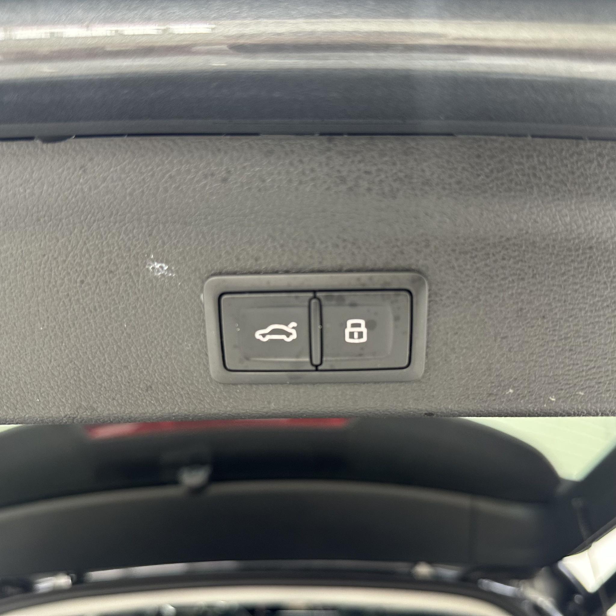 Audi Q3 2023, фото 15