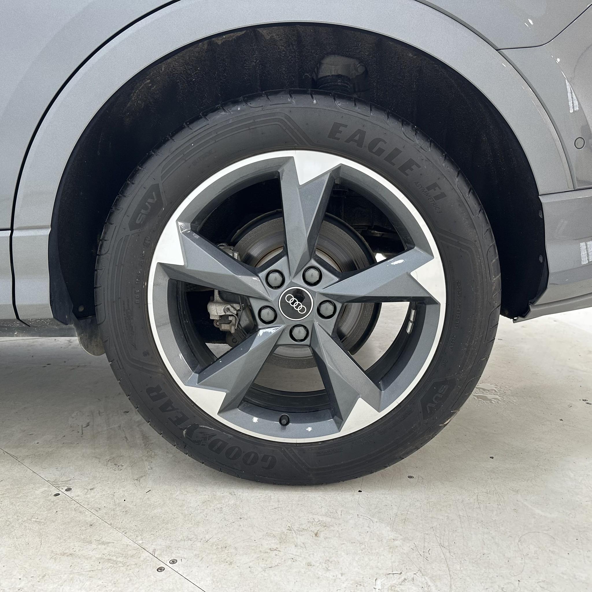 Audi Q3 2023, фото 17