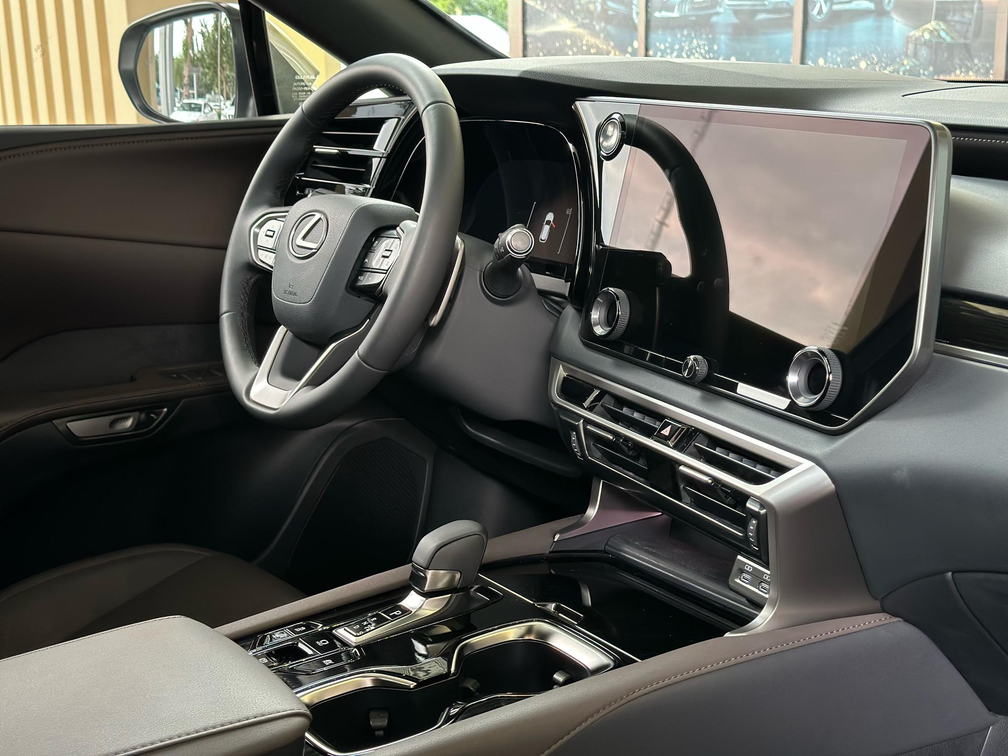 Lexus RX 2023, фото 8