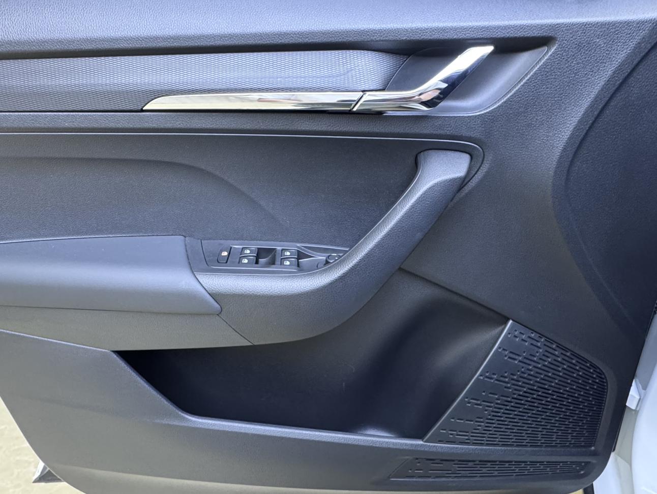 Skoda Kamik 2023, фото 15
