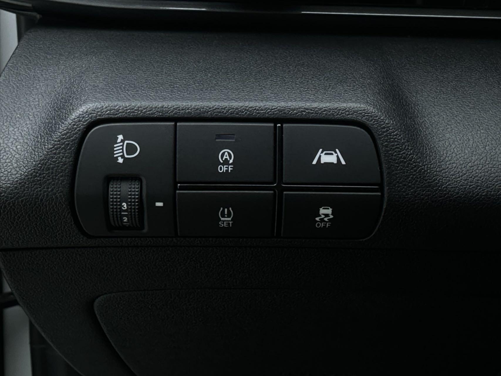 Hyundai Elantra 2022, фото 17
