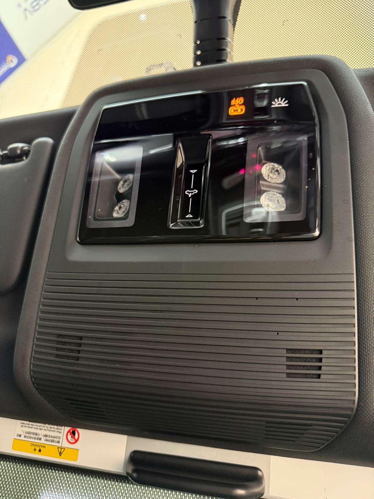Volkswagen Golf 2023, фото 14