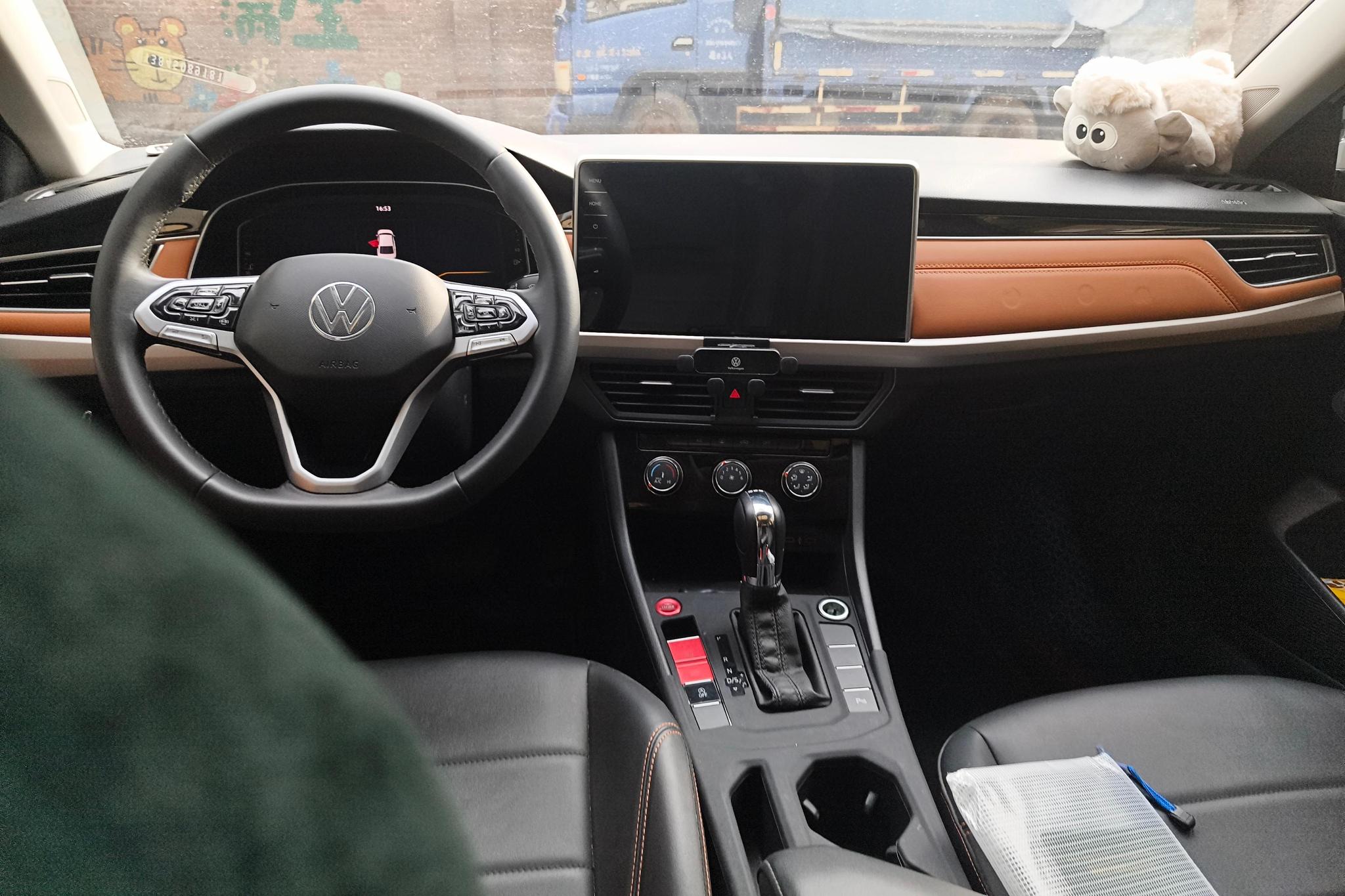Volkswagen Bora 2023, фото 14