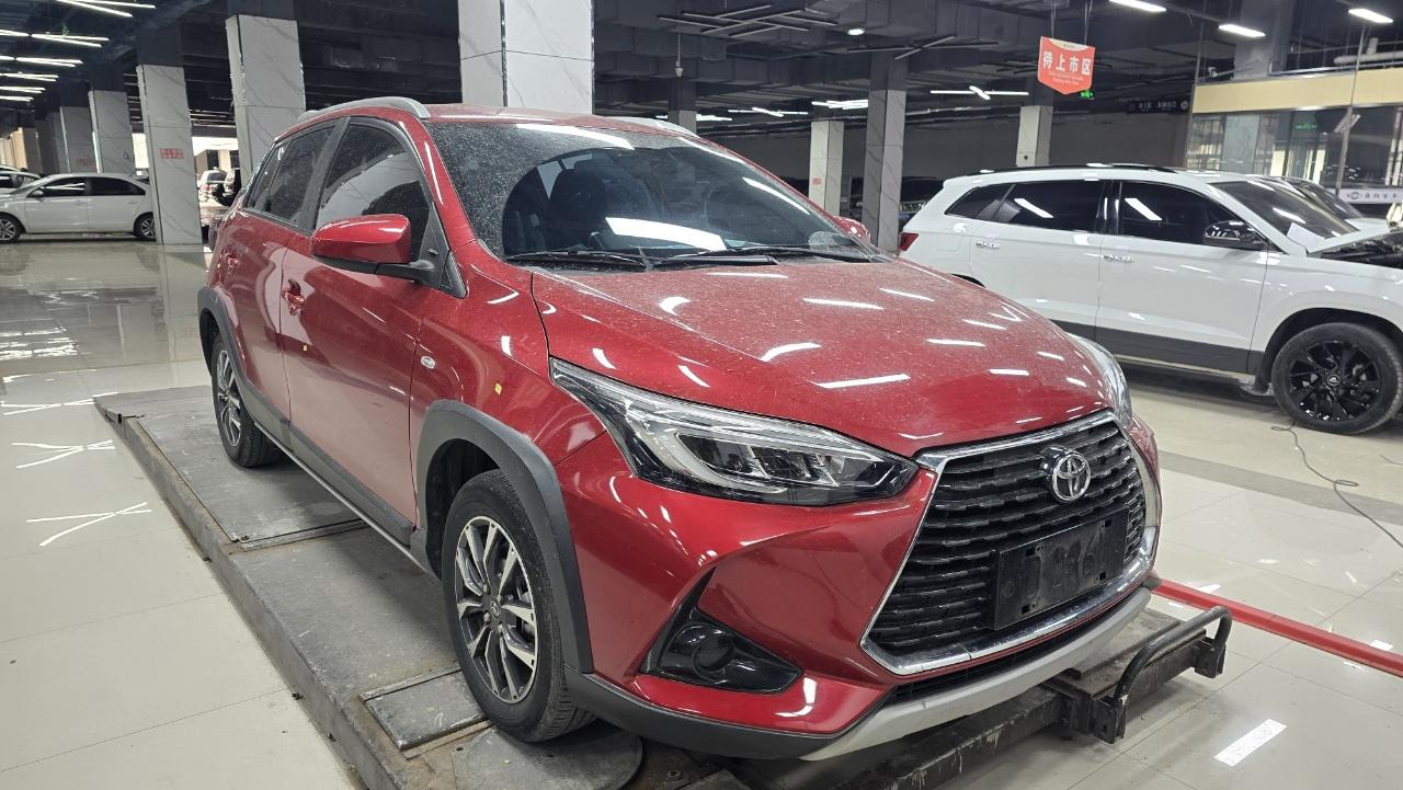 Toyota Yaris 2022, фото 2