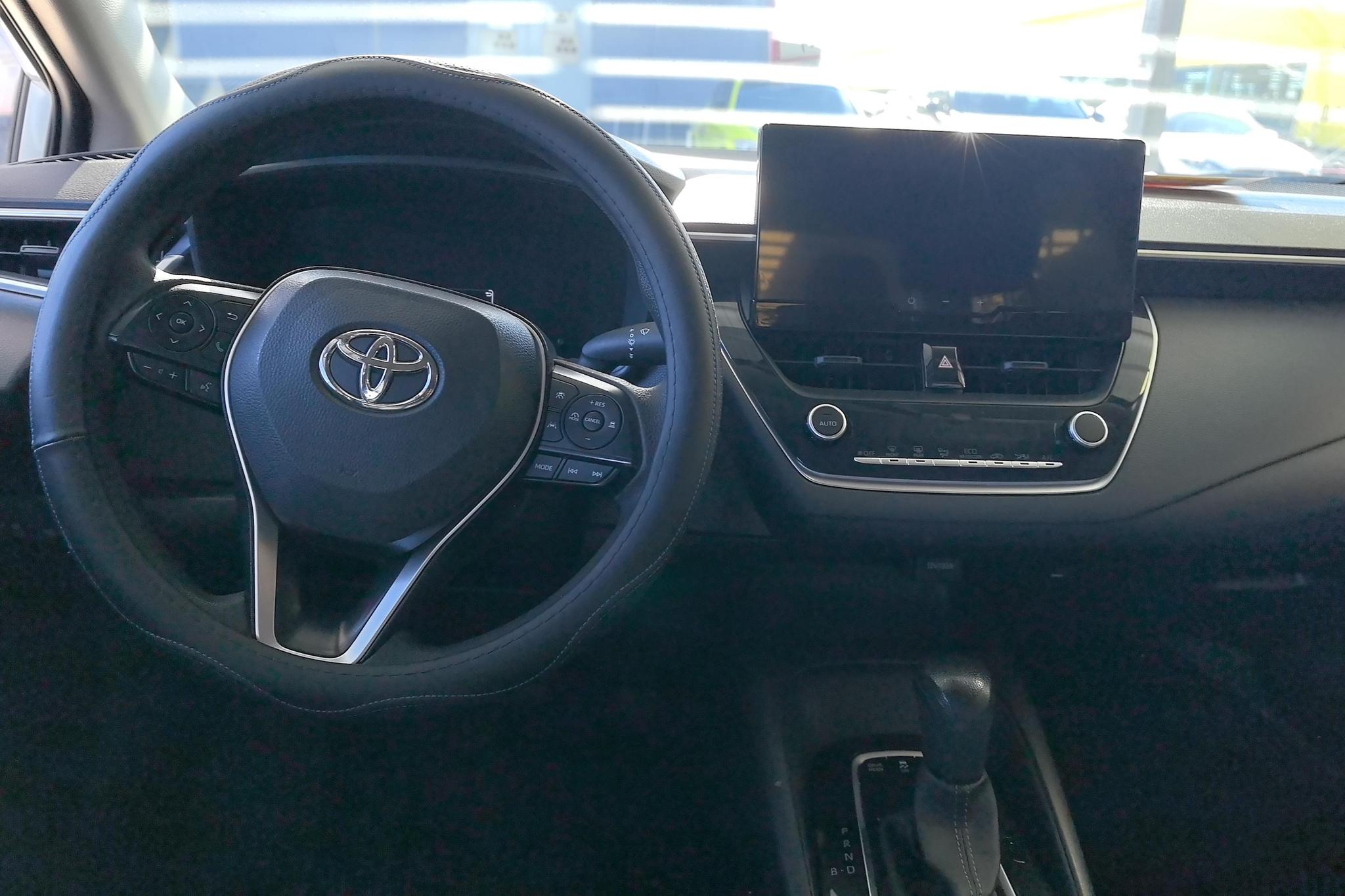 Toyota Corolla 2024, фото 14