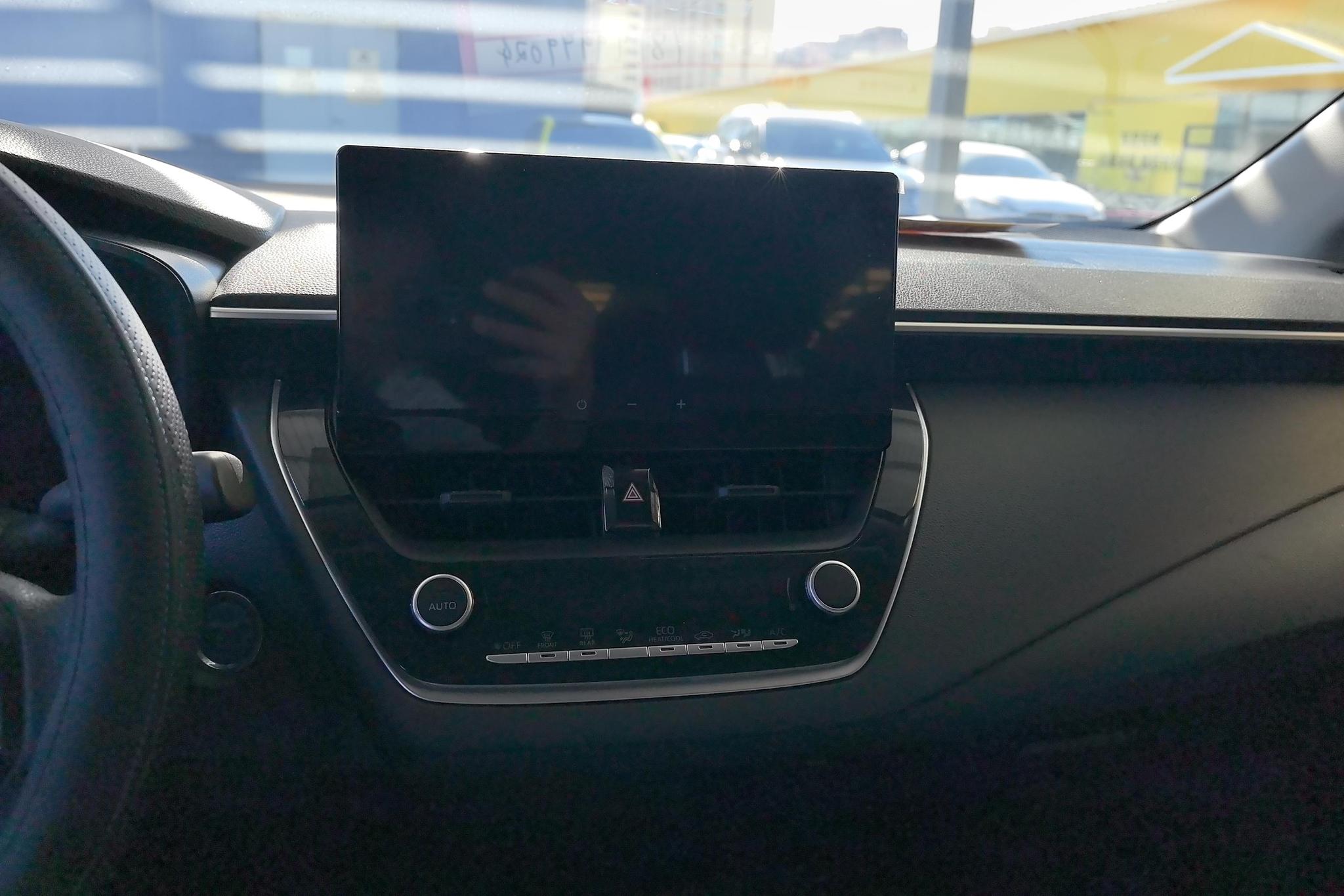 Toyota Corolla 2024, фото 15