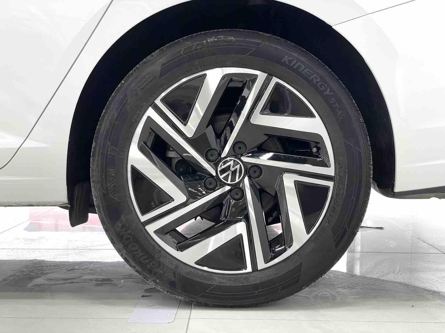 Volkswagen Jetta 2023, фото 16