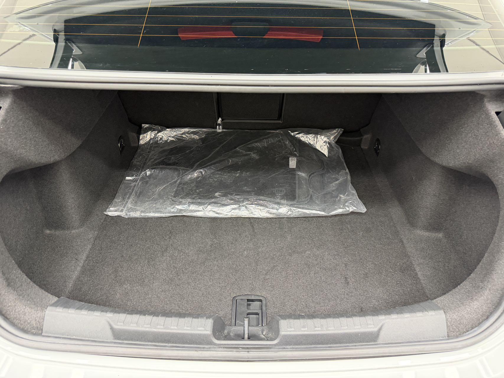Audi A3 2023, фото 15